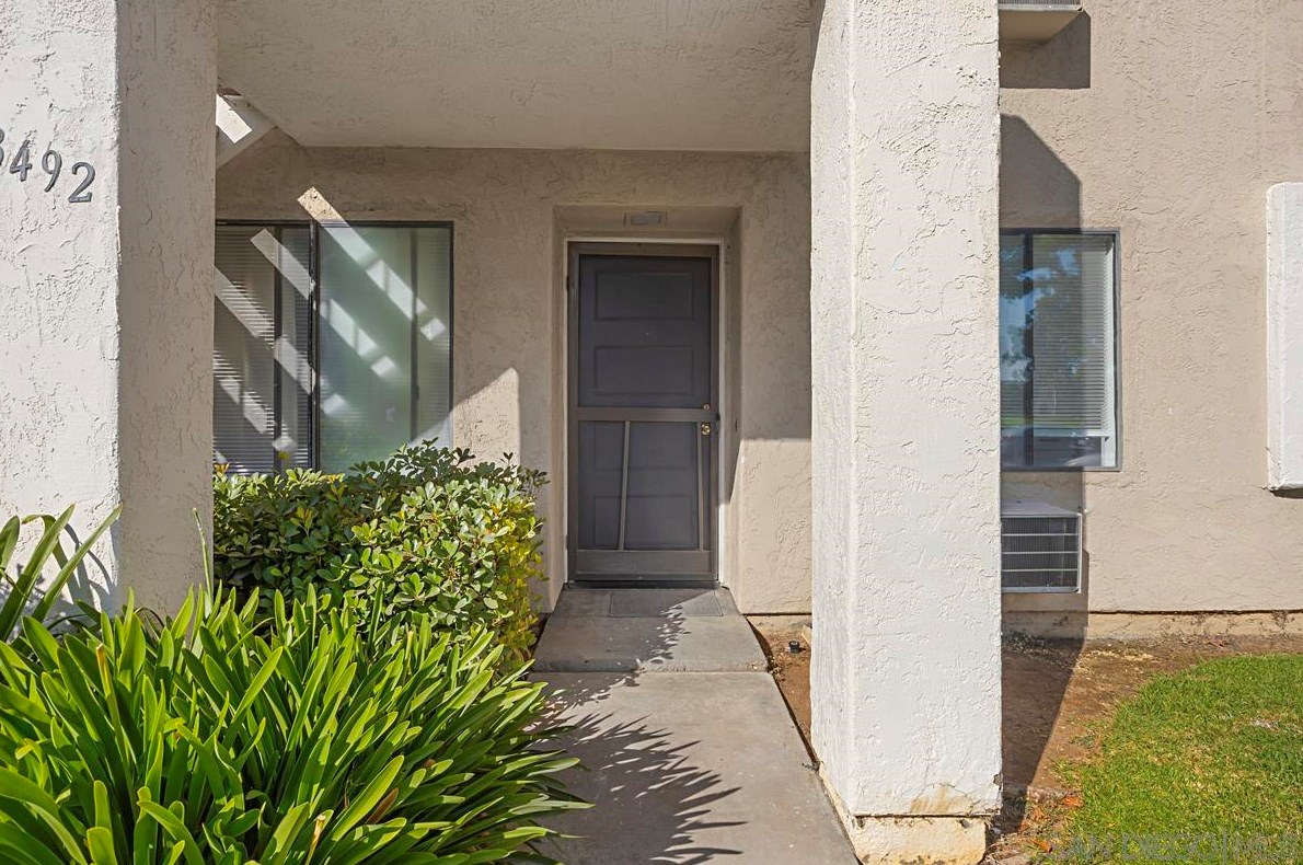 8492 New Salem St, San Diego, CA 92126-2340