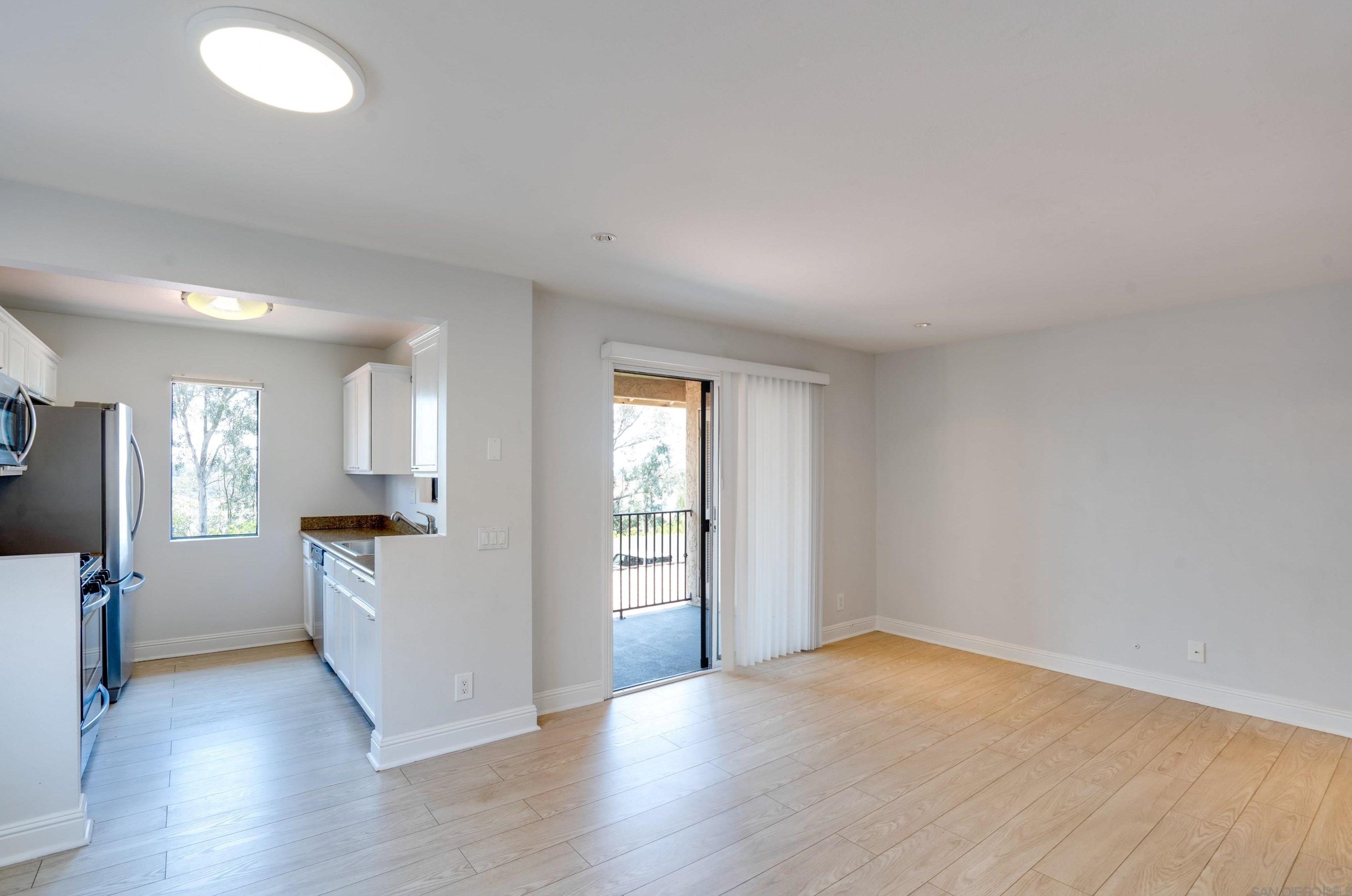 8223 Jade Coast Rd 120, San Diego, CA 92126