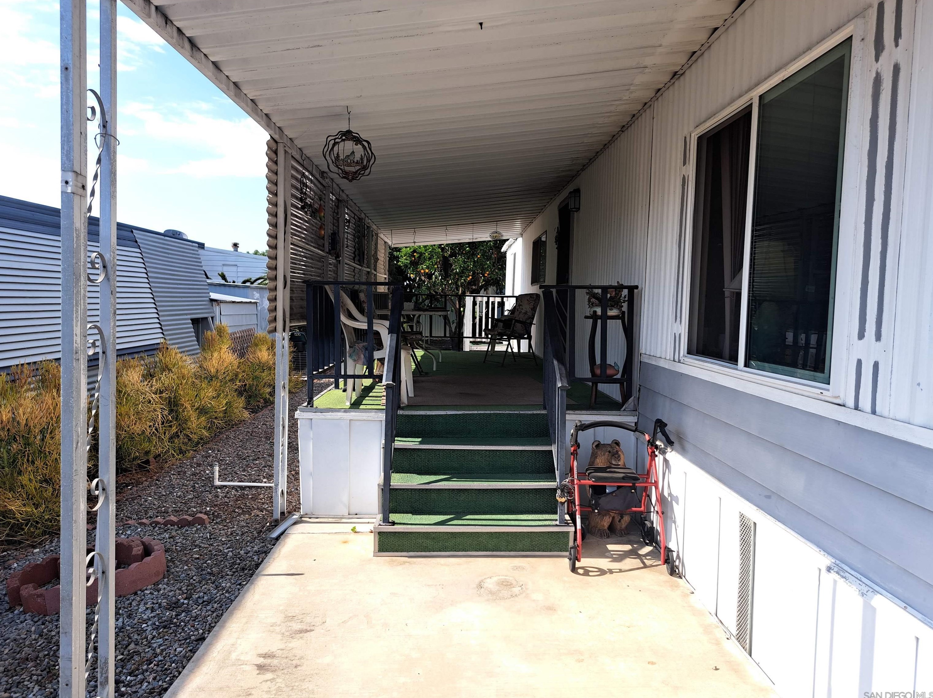 1010 E Bobier Dr 95, Vista, CA 92084