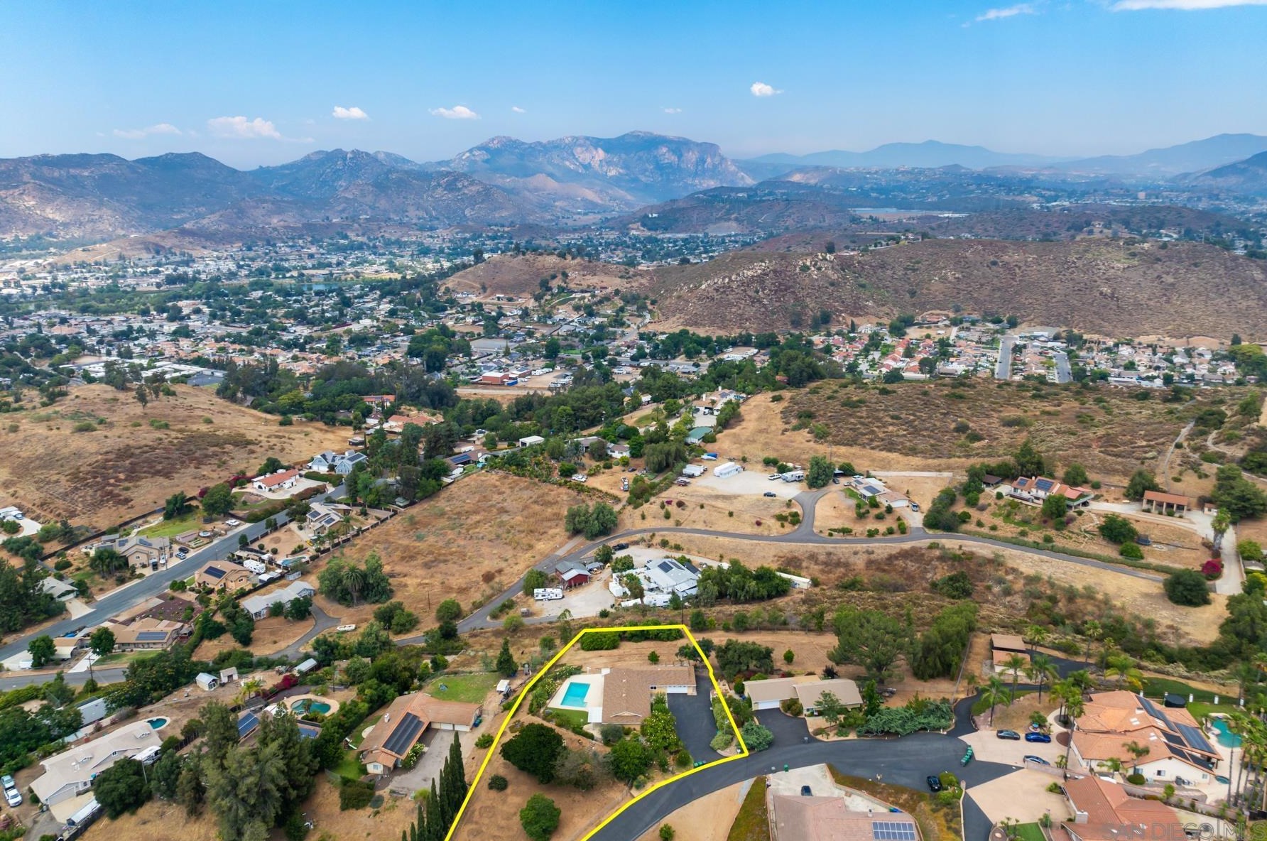 12360 Single Oak Pl, Lakeside, CA 92040