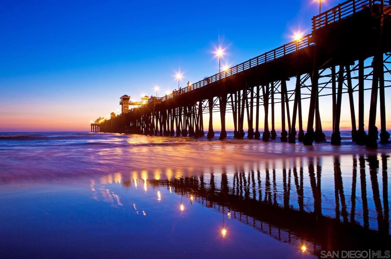 999 Pacific St, Oceanside CA  92054-2005 exterior