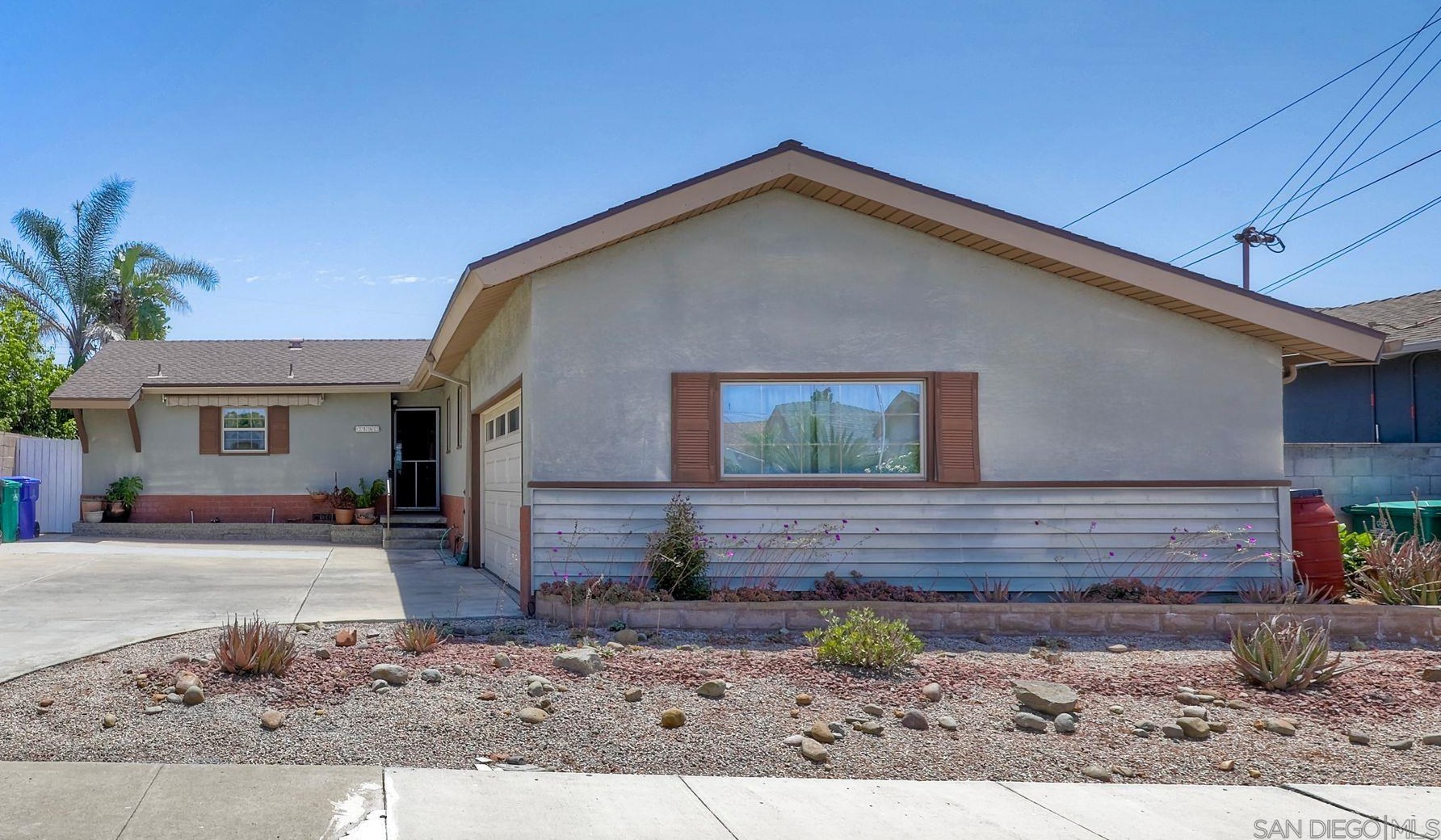 2587 Elyssee St, San Diego, CA 92123-3438