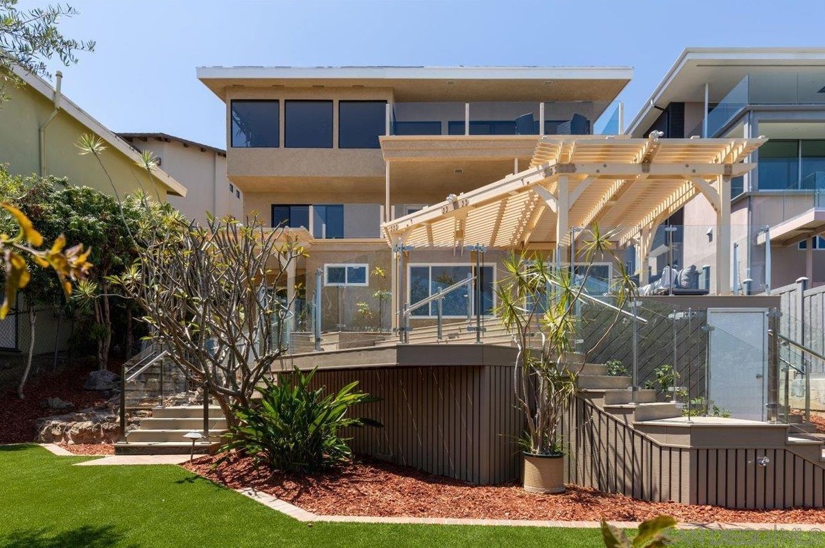 851 Armada Terrace, San Diego, CA 92106