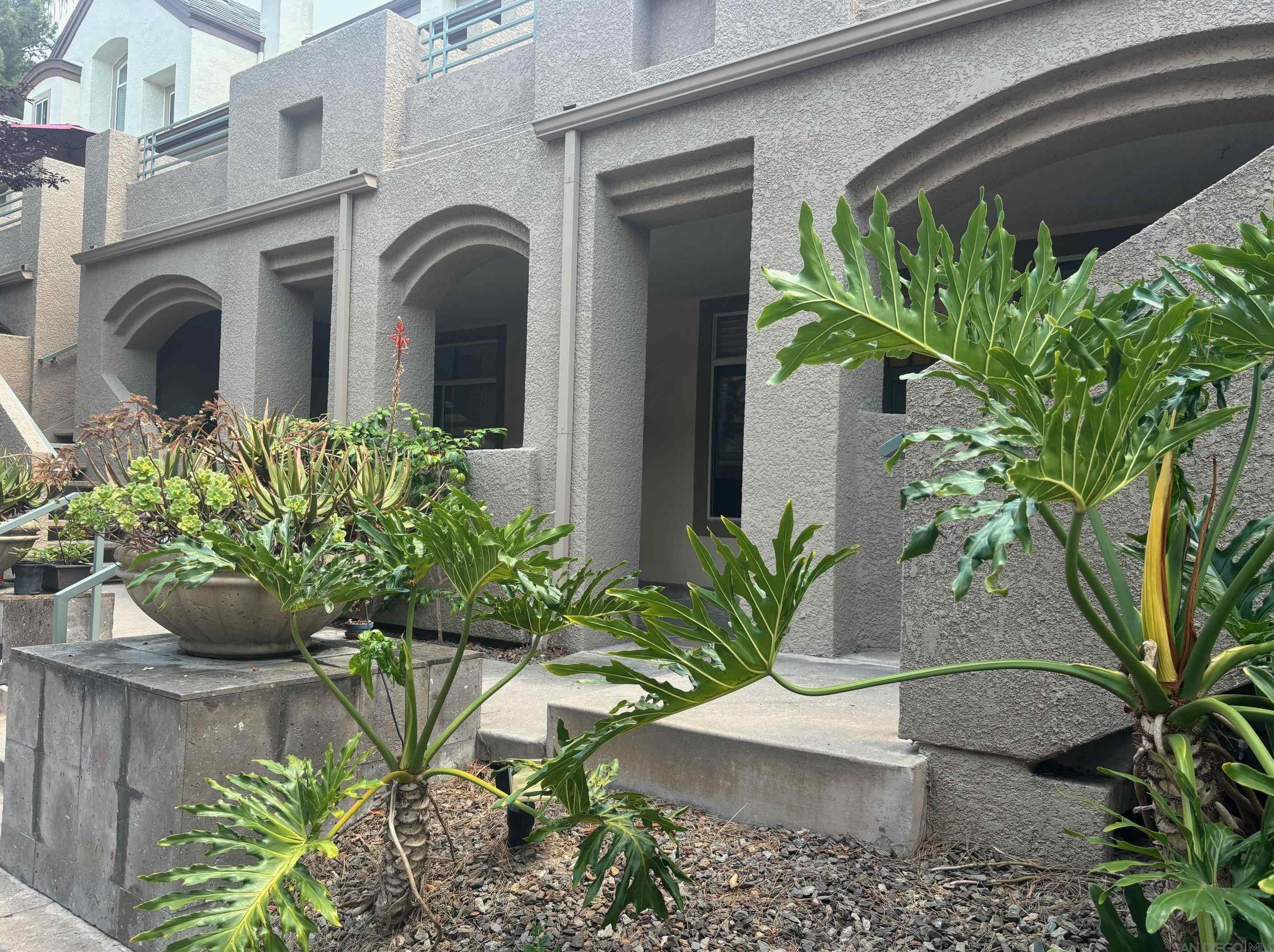 12608 Carmel Country Rd, San Diego, CA 92130-2127