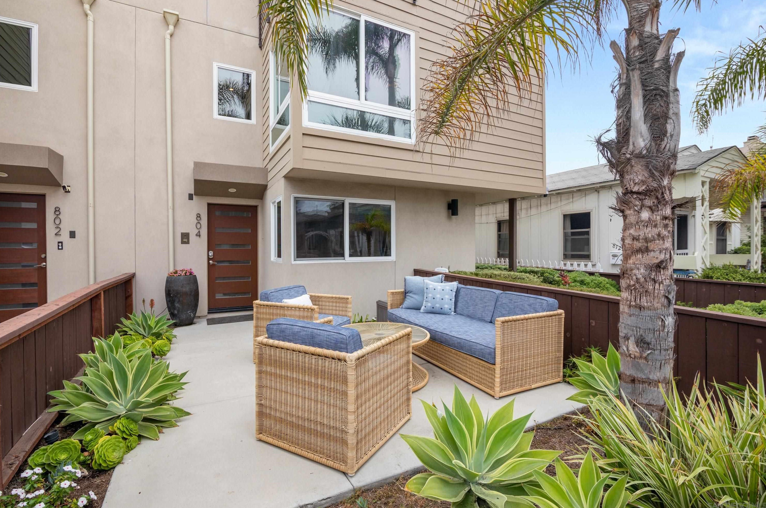 804 Ostend Ct, San Diego, CA 92109