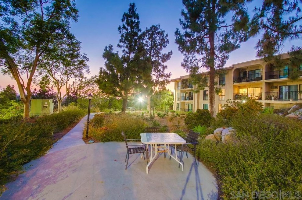 7858 Cowles Mountain Ct D-14, San Diego, CA 92119