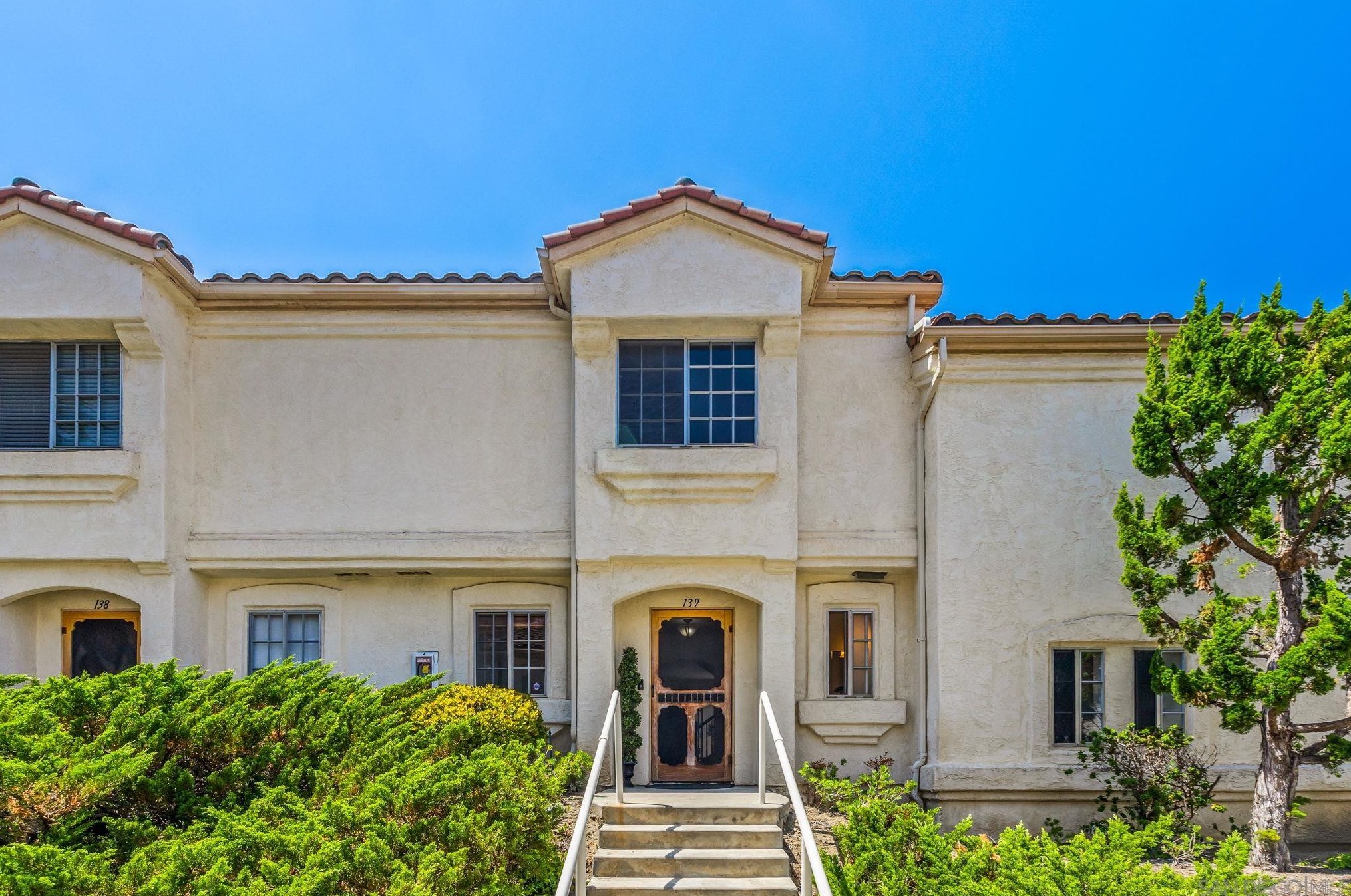 740 Breeze Hill Rd 139, Vista, CA 92081