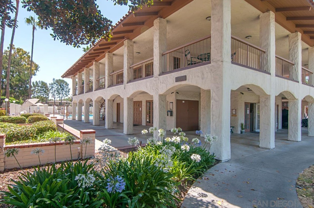6029 Rancho Mission 203, San Diego, CA 92108