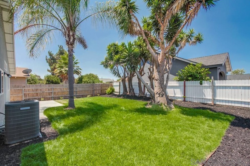 10190 Drumcliff Ave, San Diego CA 92126-3632 exterior