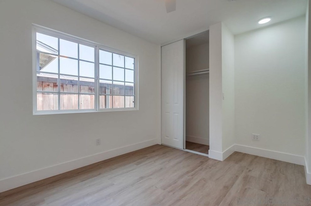 10190 Drumcliff Ave, San Diego CA 92126-3632 exterior