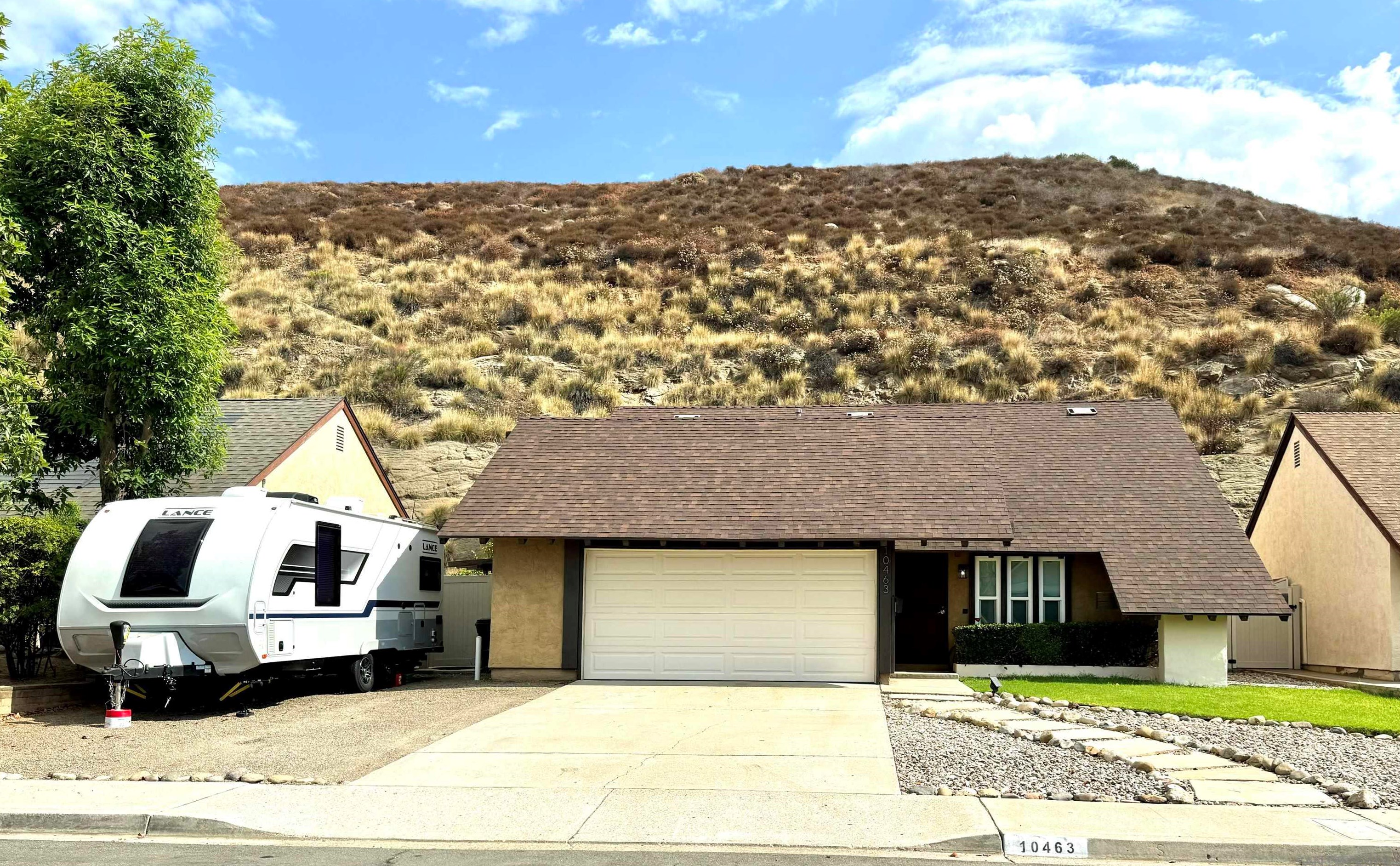 10463 Santana St, Santee, CA 92071