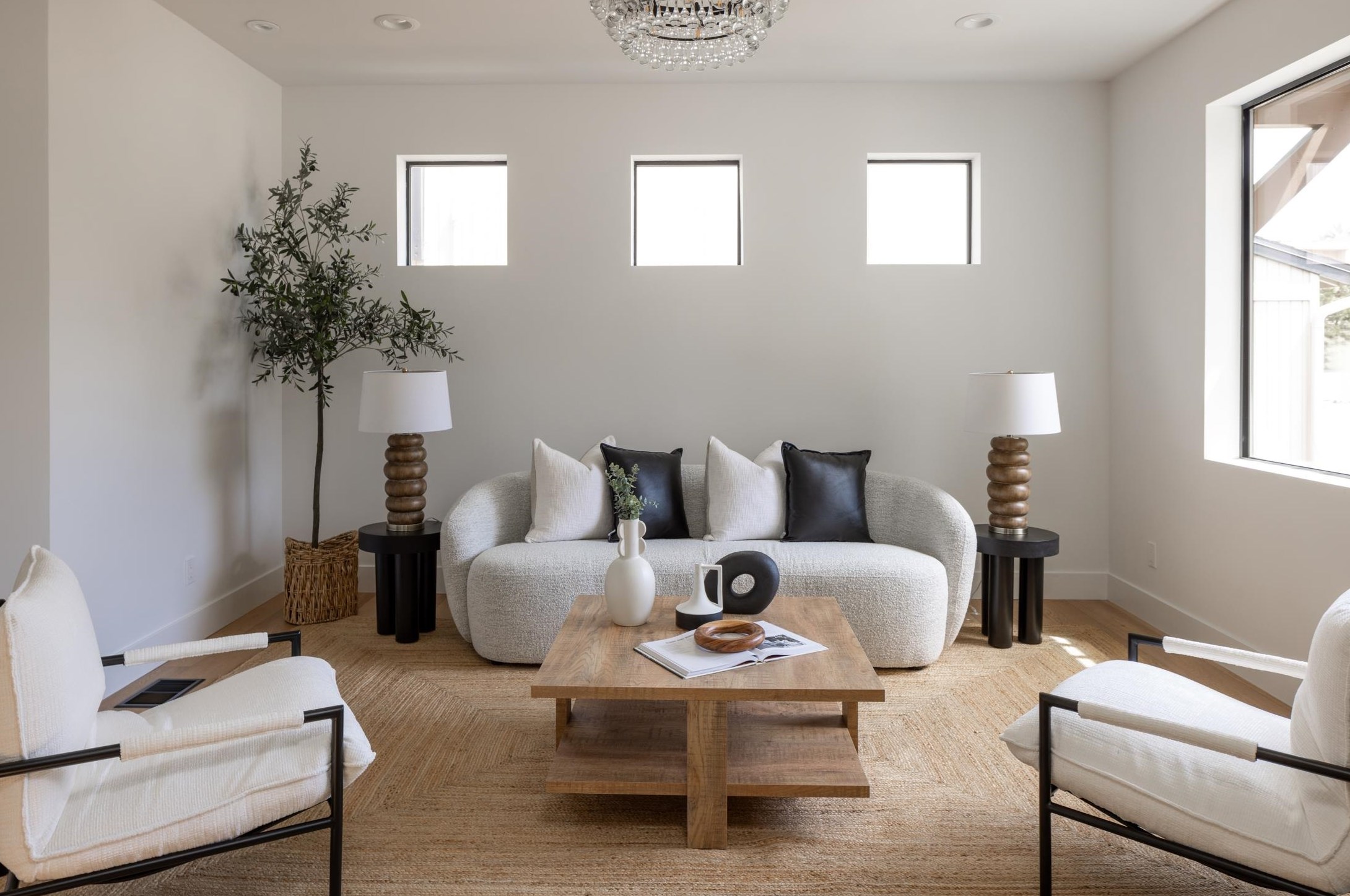 13772 Mercado Dr, Del Mar, CA 92014