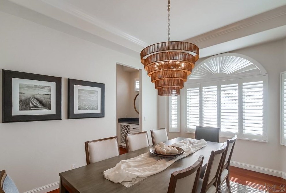 541 Margarita Ave, San Diego CA 92118-2326 exterior