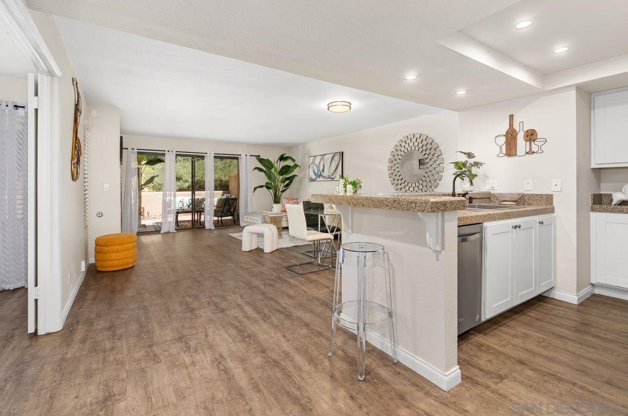 9917 Scripps Westview Way 115, San Diego, CA 92131