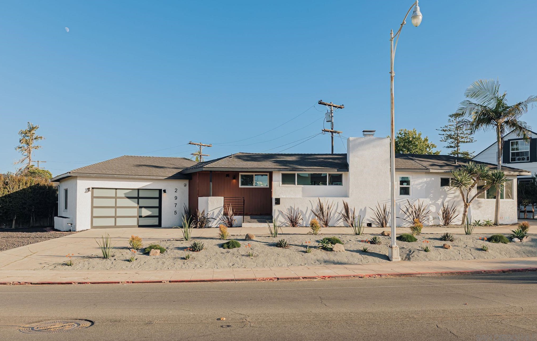 2975 Chatsworth Blvd, San Diego, CA 92106