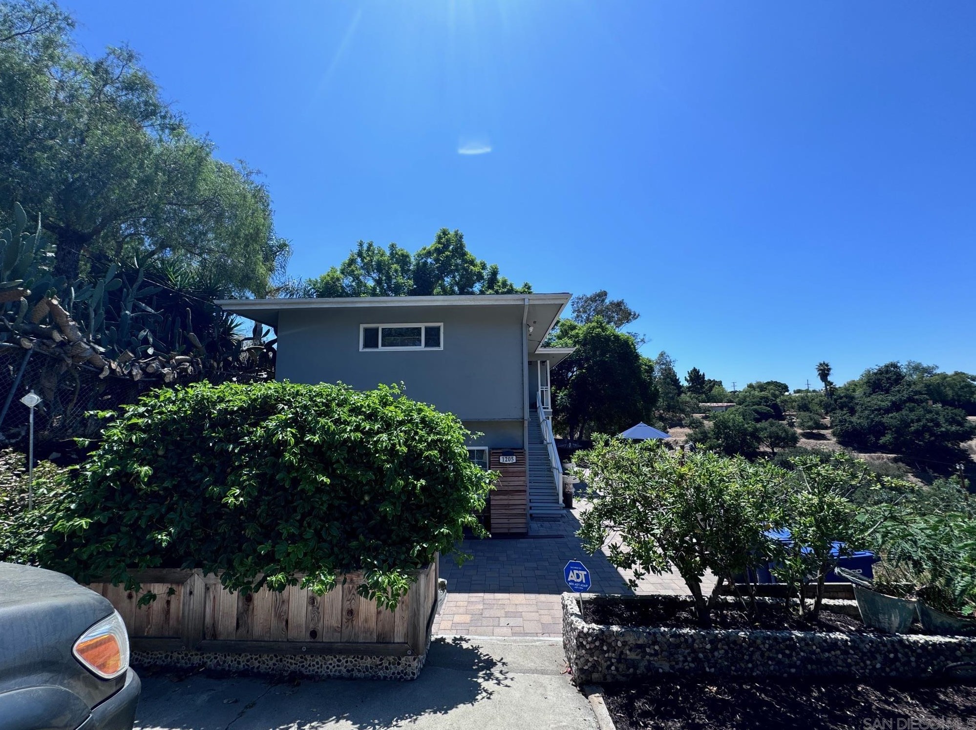 1205 Barbara, Vista, CA 92084