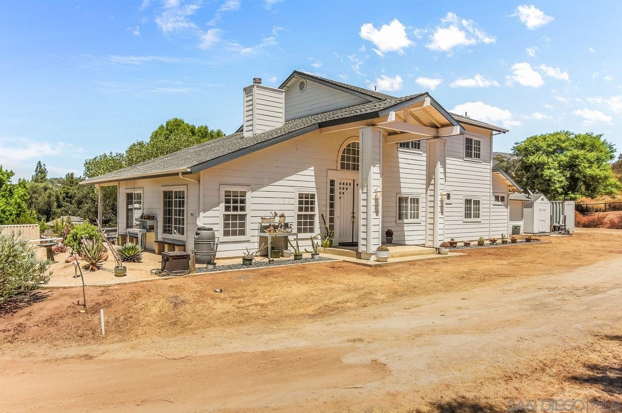 1841 Tavern Rd, Alpine, CA 91901