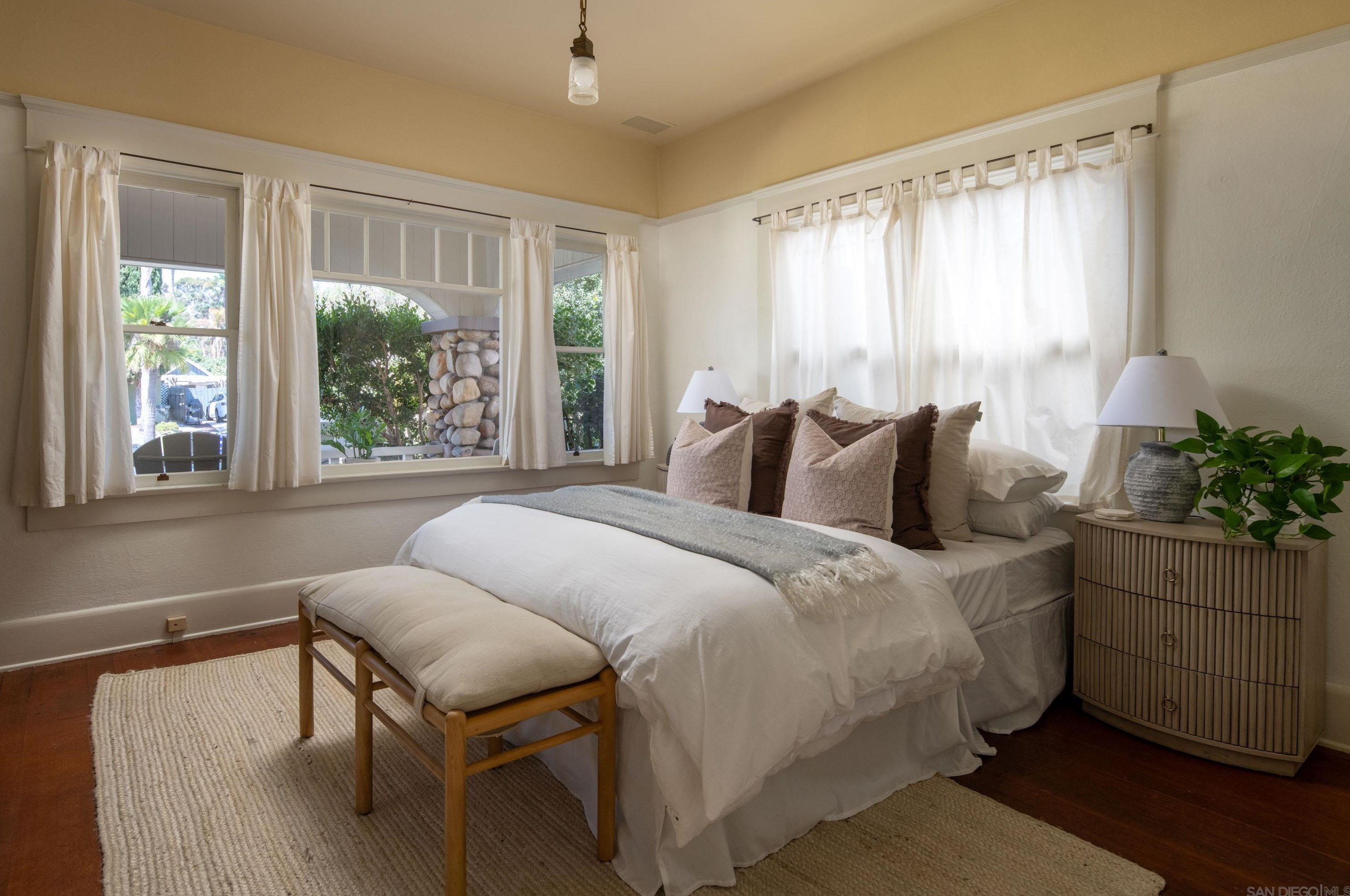 1621 29th St, San Diego CA  92102-1419 exterior