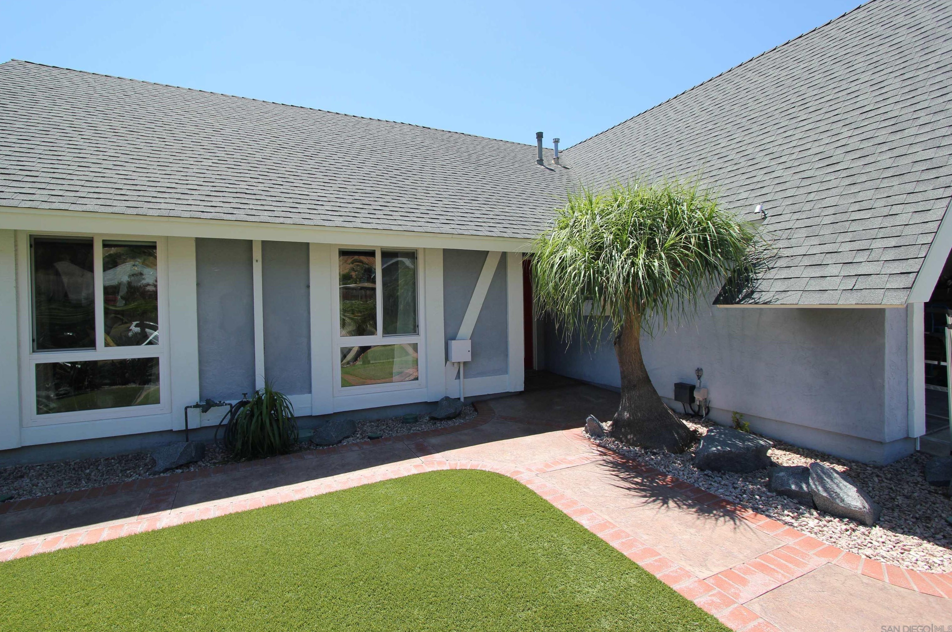 10819 Len St, Santee, CA 92071
