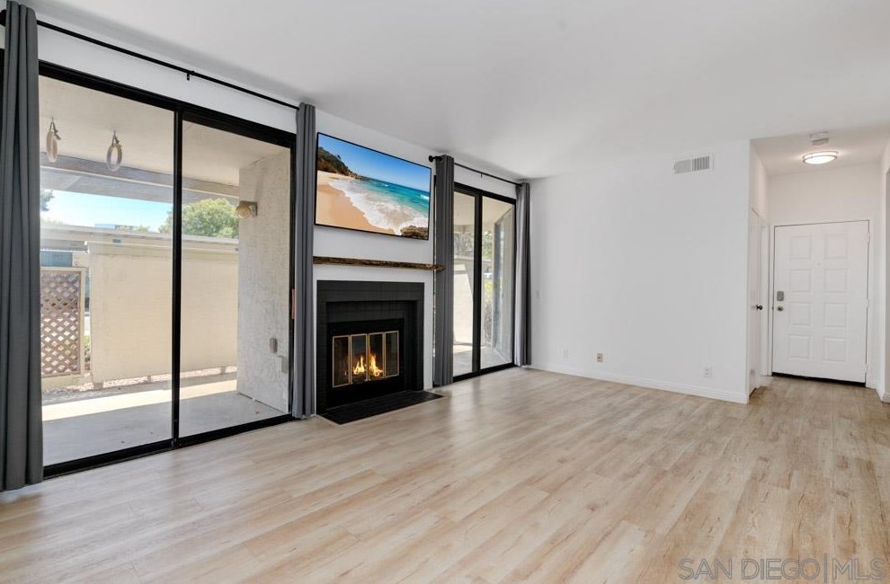 2222 River Run Dr 128, San Diego, CA 92108