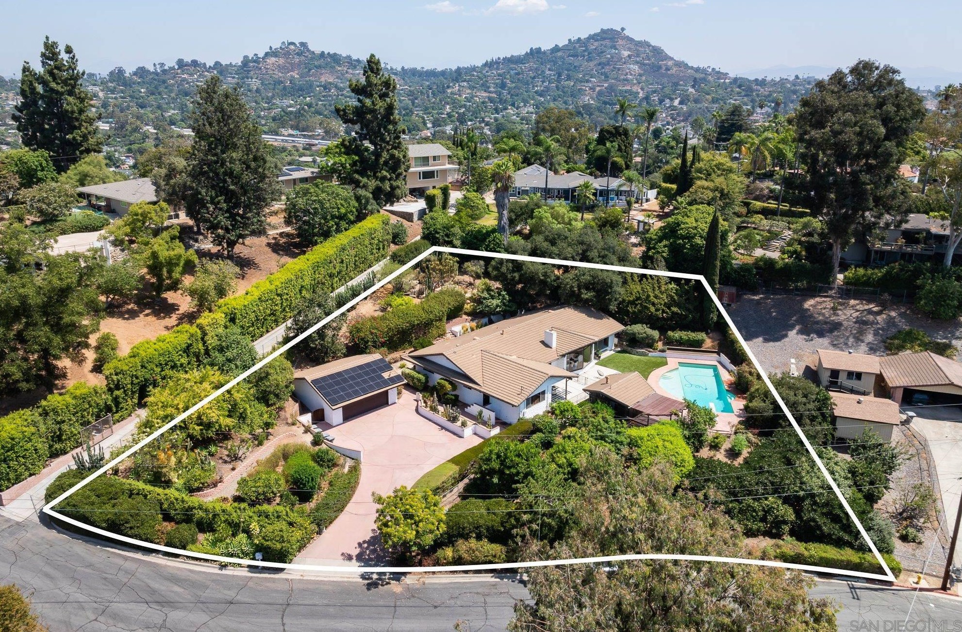 4661 Mission Bell Ln, La Mesa, CA 91941
