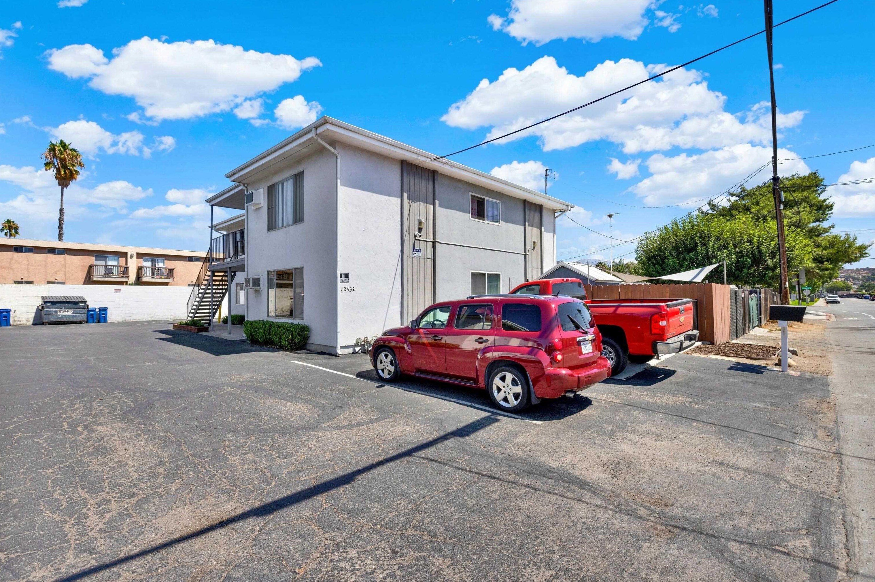 12632 Laurel St, Lakeside, CA 92040-2100