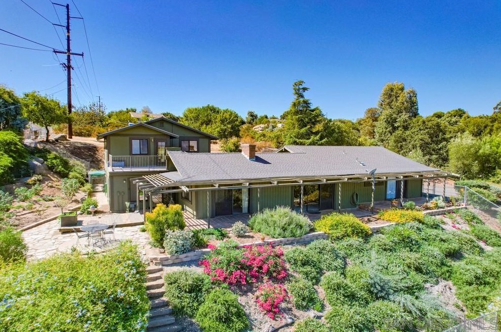 1061 Ranchito Ct, Alpine, CA 91901-2964