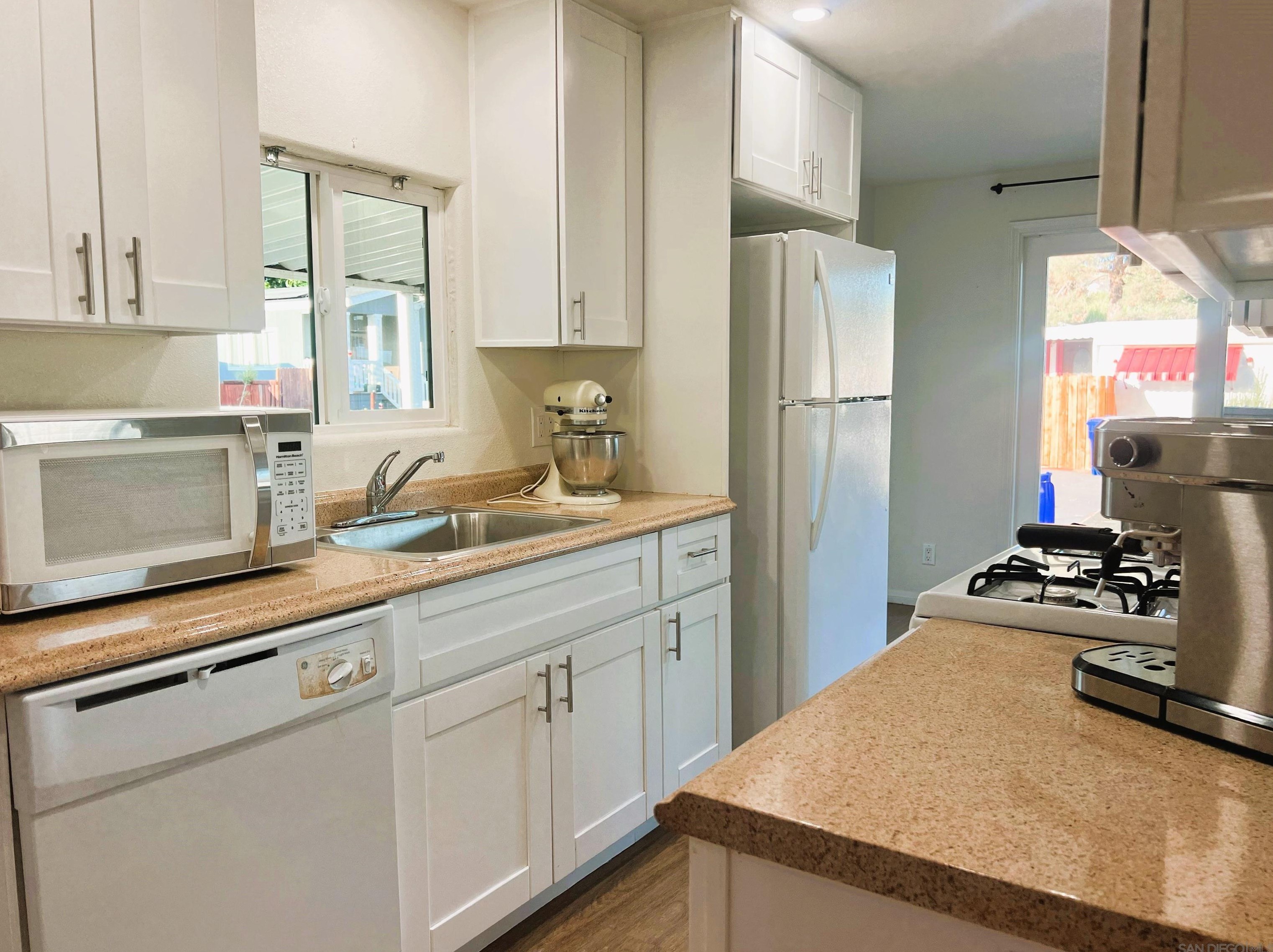 12044 Royal Rd, El Cajon, CA 92021-1400