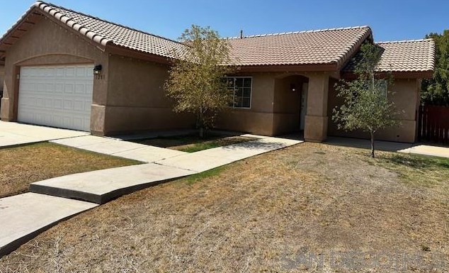 1281 F Pedroza, Calexico, CA 92231