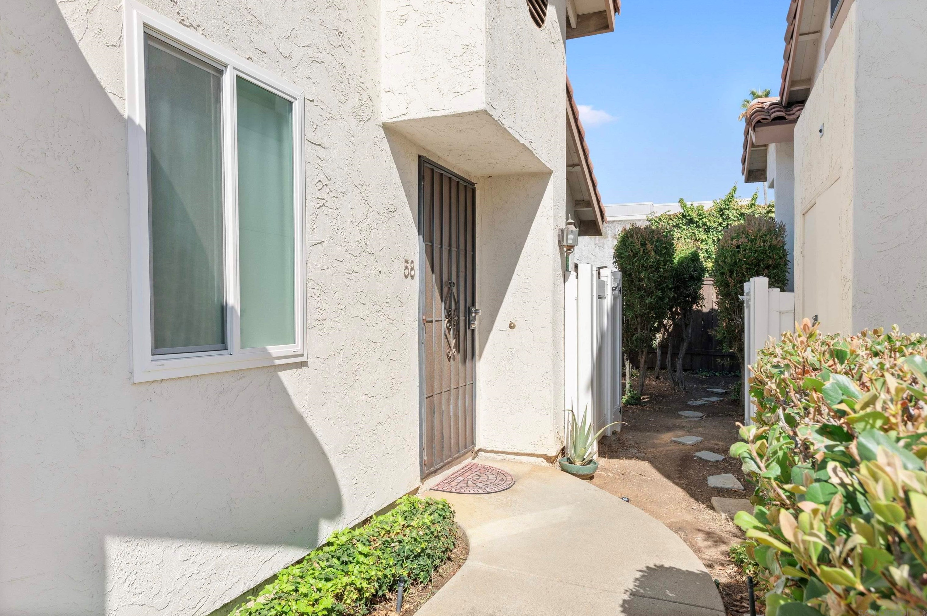1651 S Juniper St 58, Escondido, CA 92025