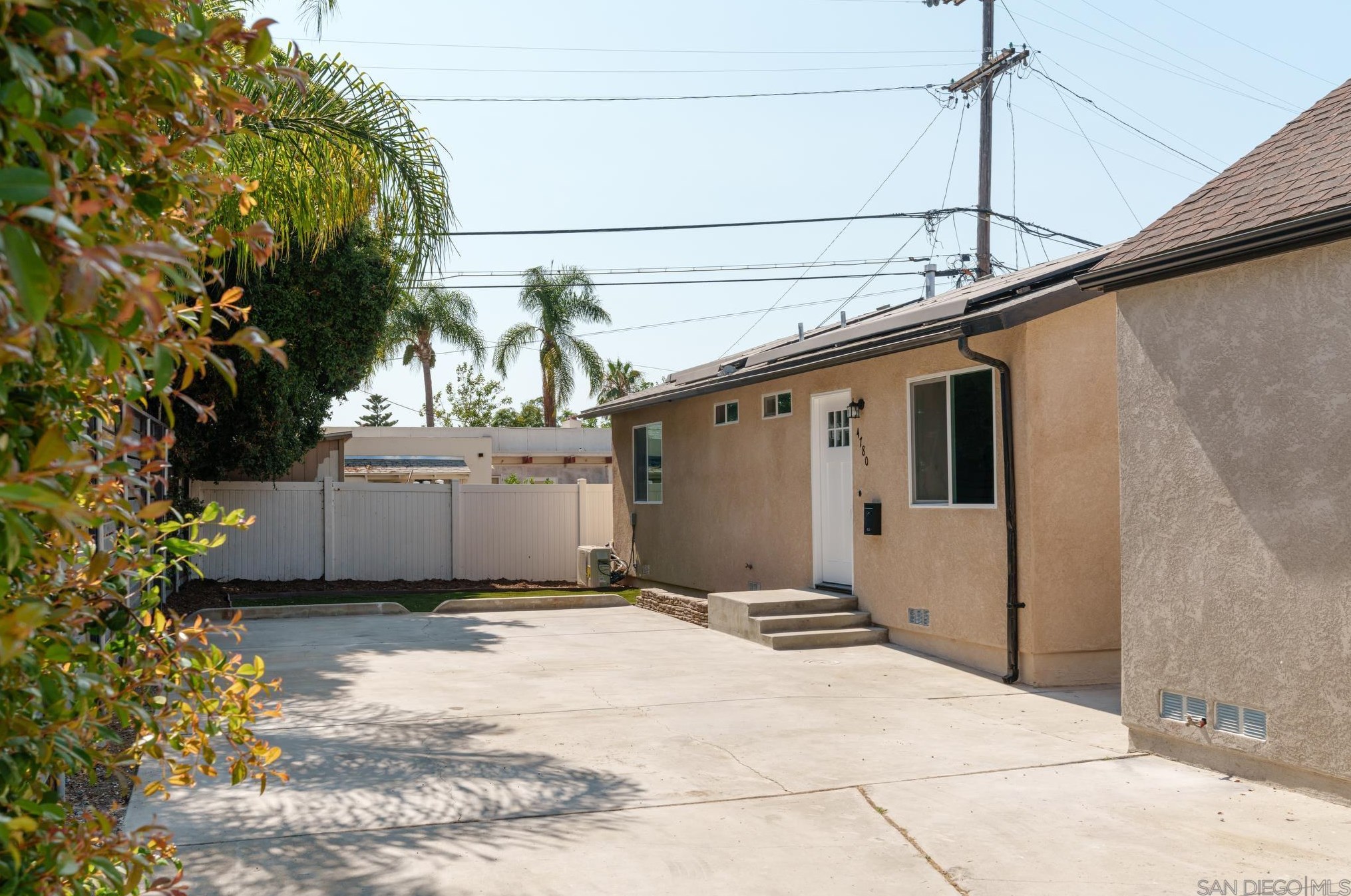 4778-80 College Ave, San Diego CA  92115-3905 exterior