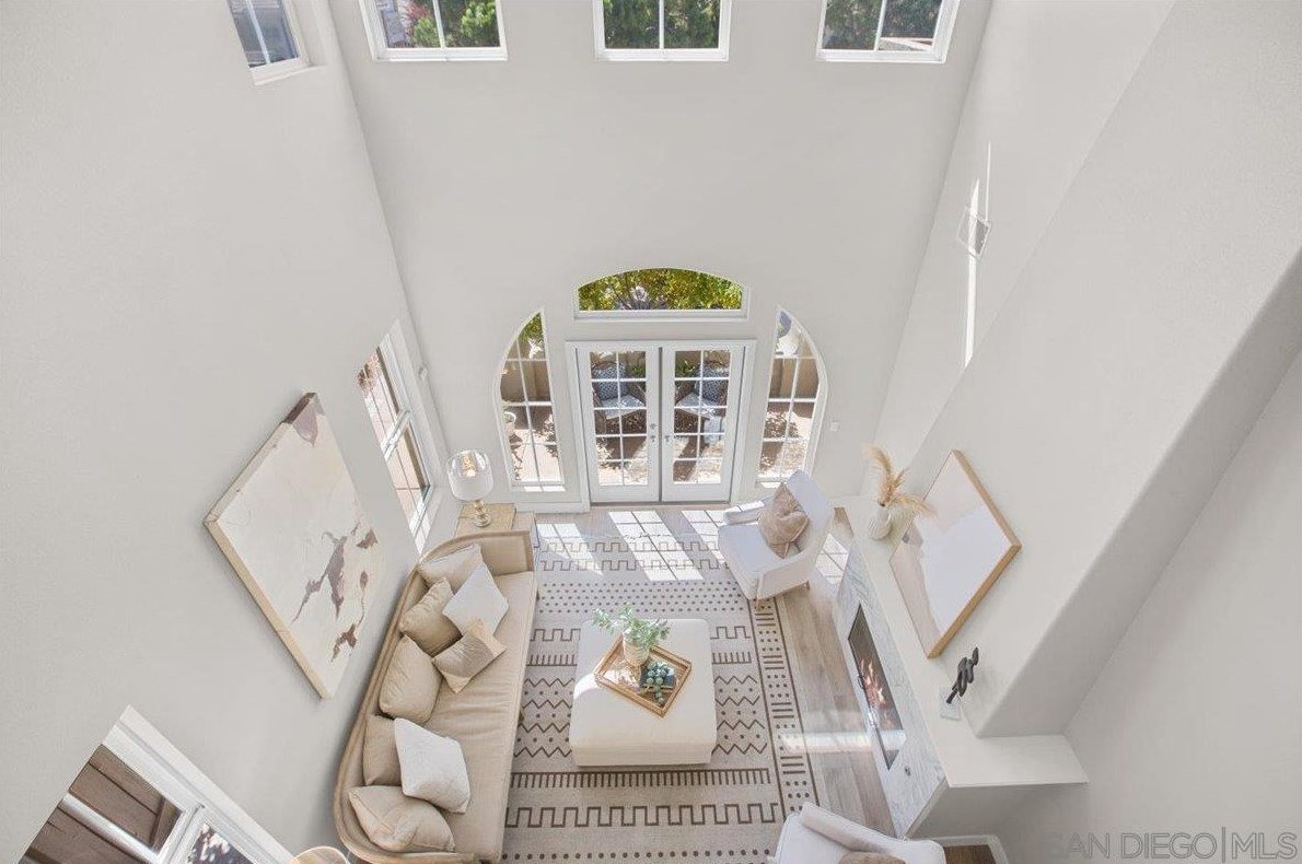 676 Cypress Hl Dr, Encinitas CA 92024-2394 exterior