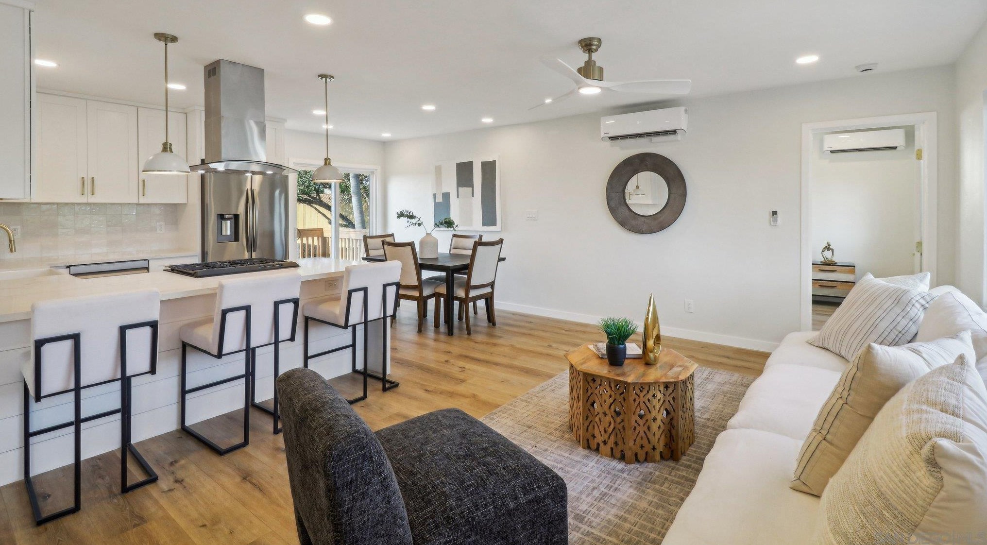 4704 Iroquois Ave, San Diego, CA 92117-6246