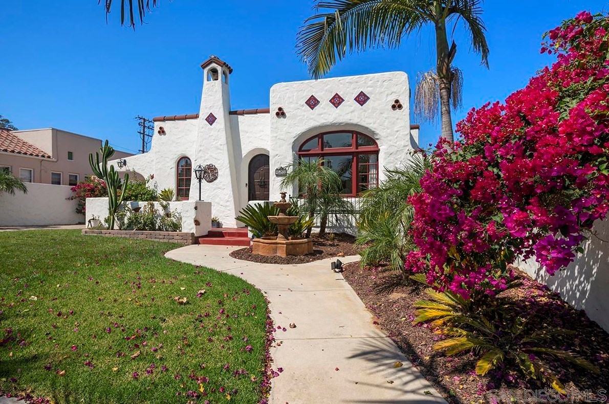 4684 Biona Dr, San Diego, CA 92116