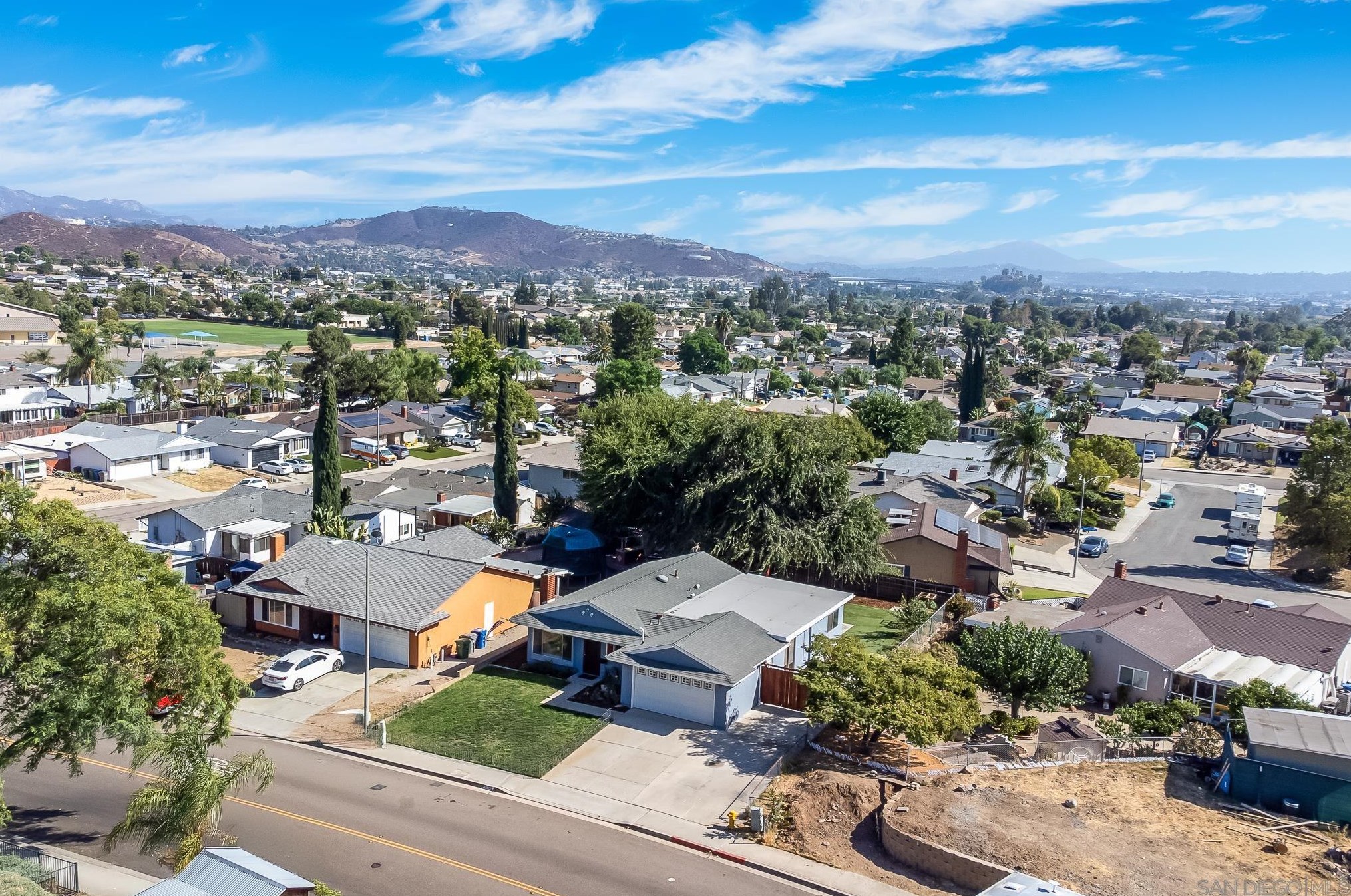 10205 Woodglen Vista Dr, Santee, CA 92071