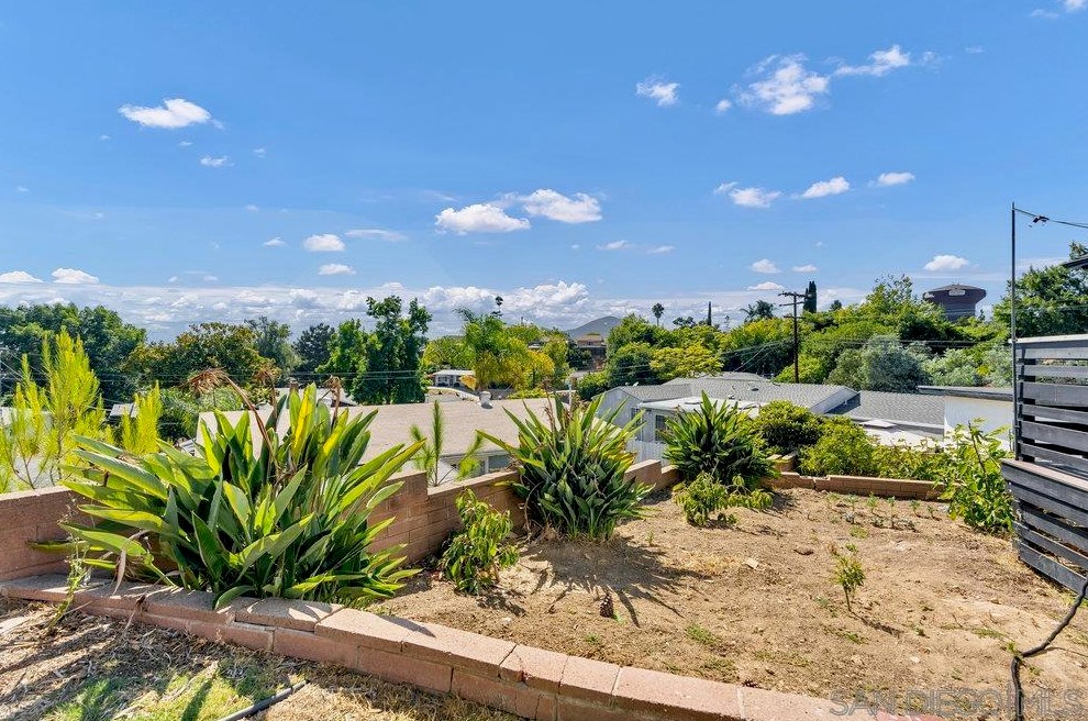 2599 Katherine St, El Cajon CA  92020-2076 exterior