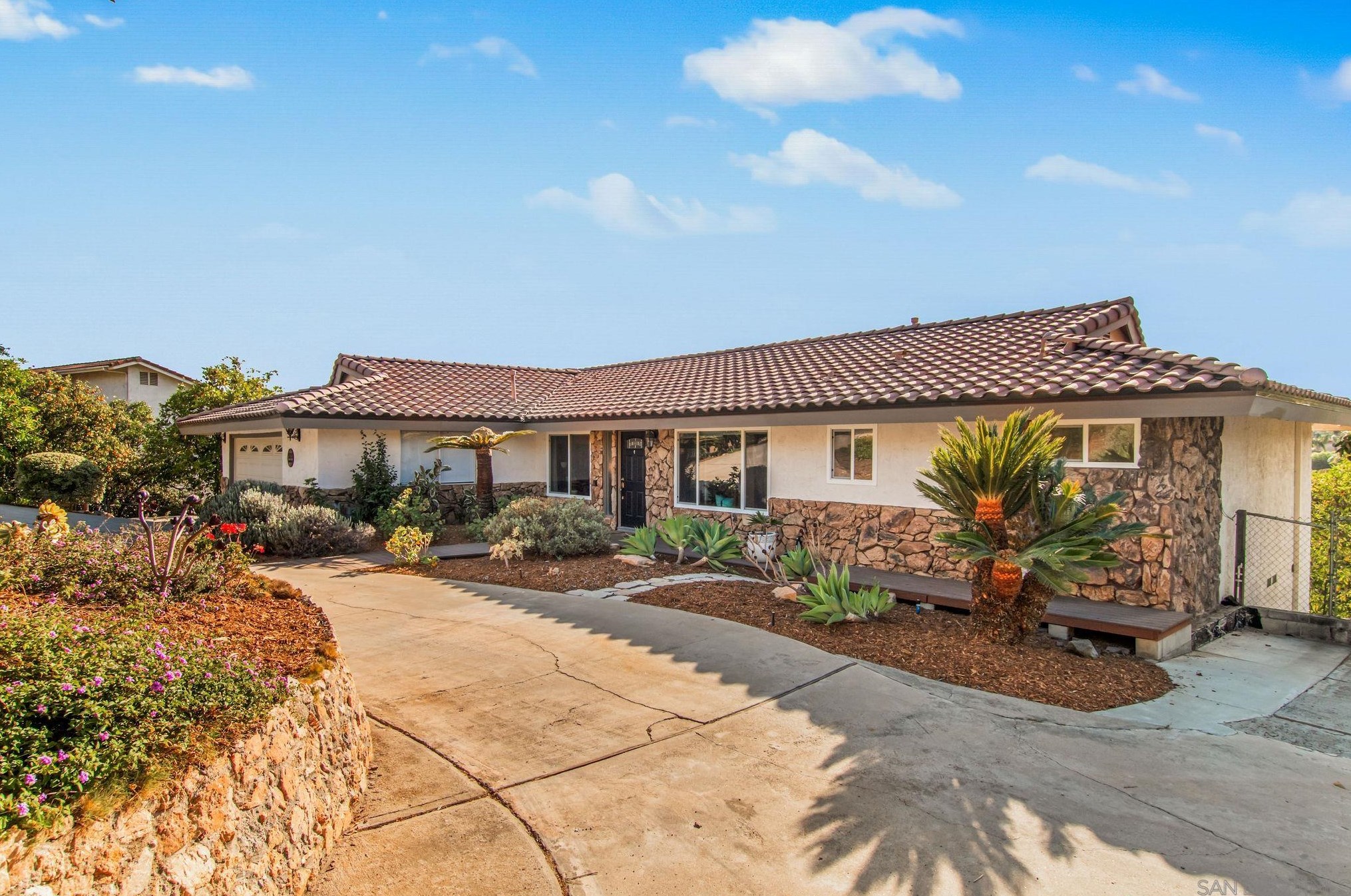 3333 Ryan Dr, Escondido, CA 92025