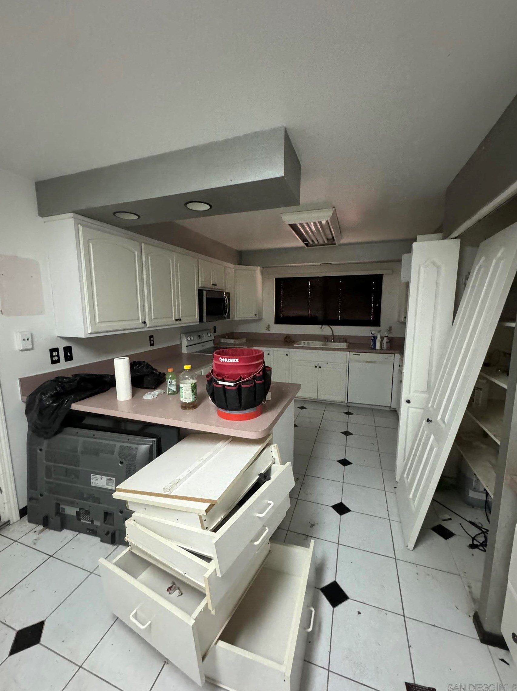 3857 Polaris Dr, La Mesa, CA 91941