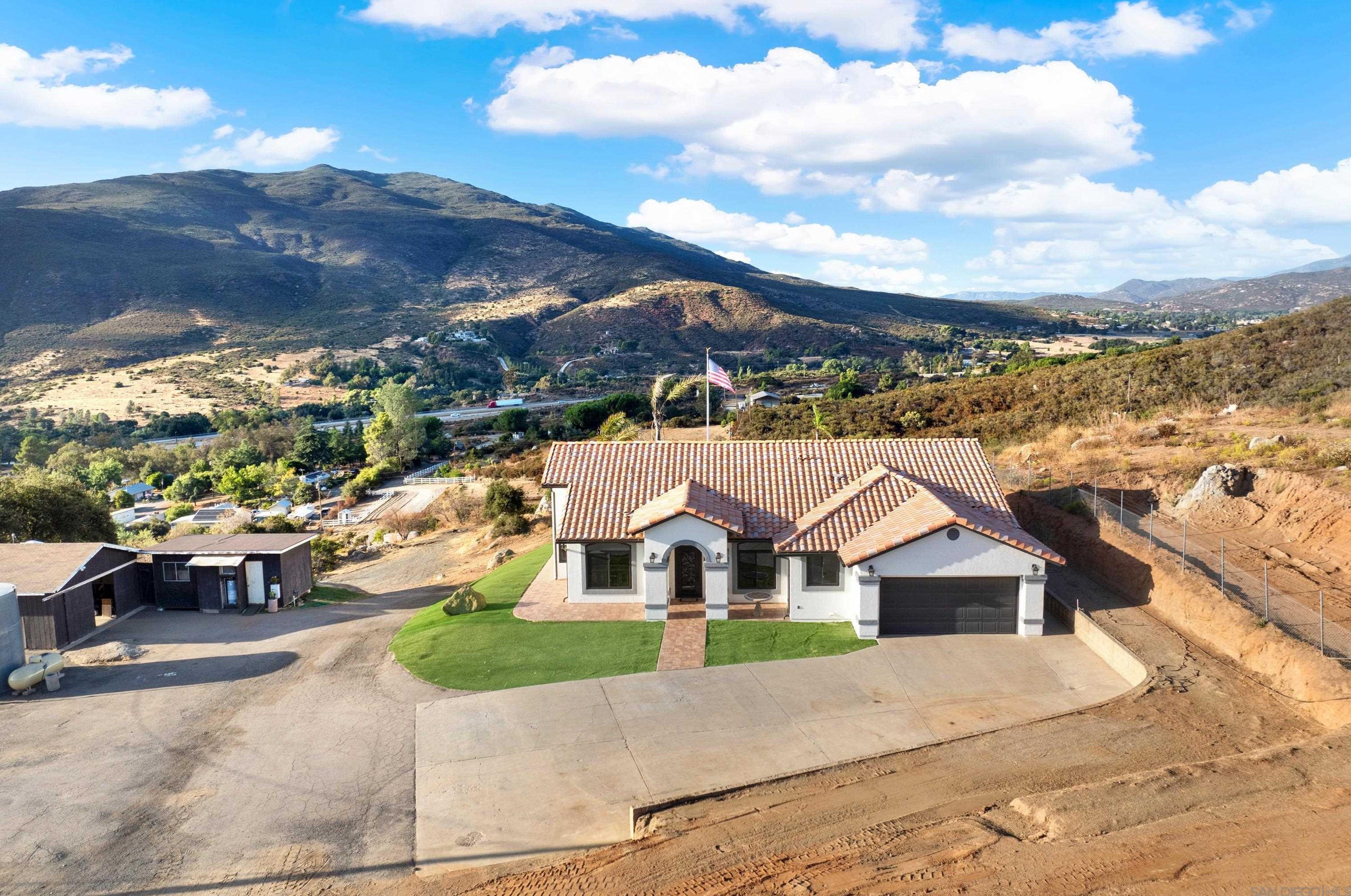 4539 Alpine, Alpine CA  91901-2110 exterior