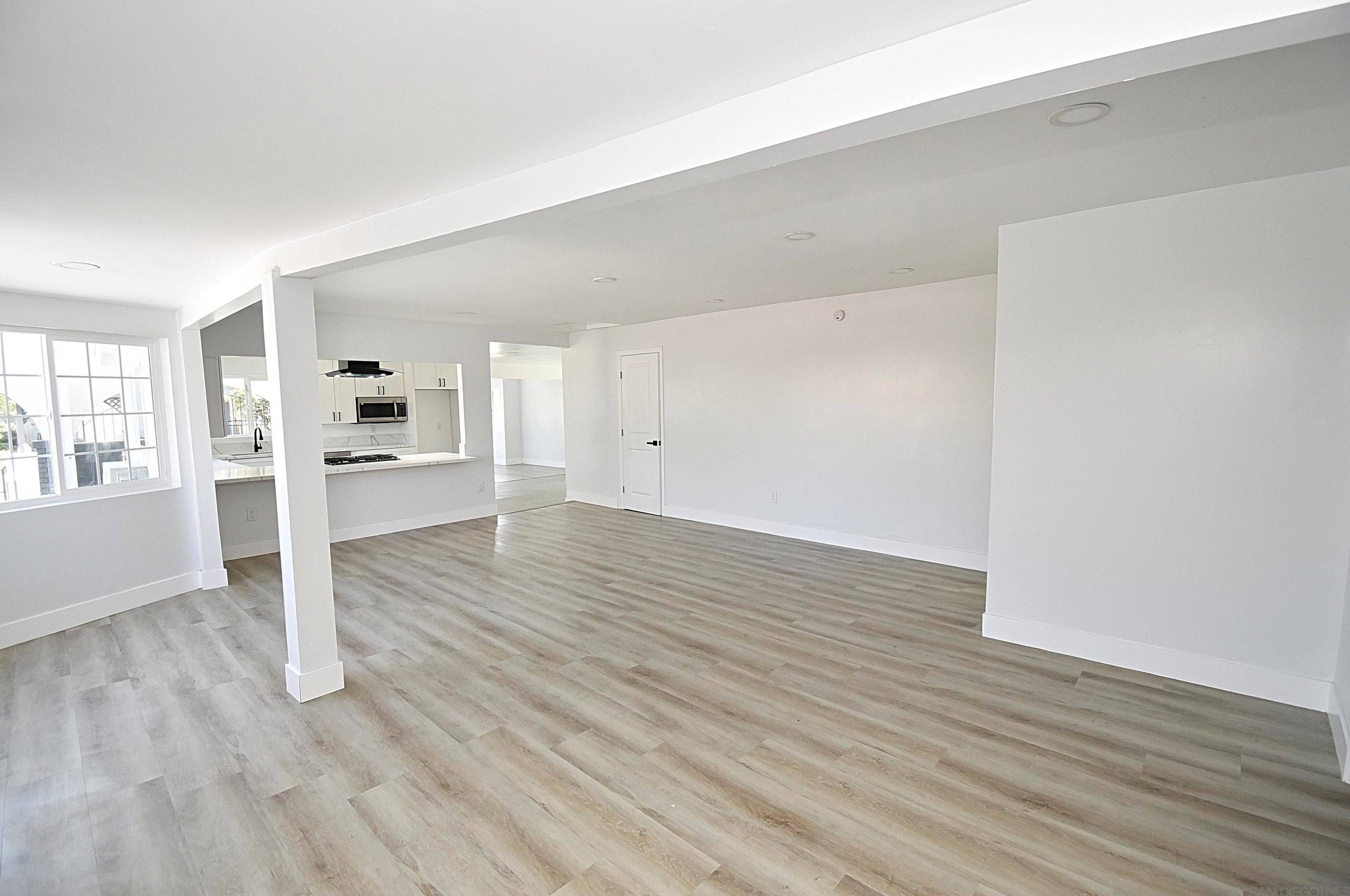 932 Thermal Ave, San Diego, CA 92154