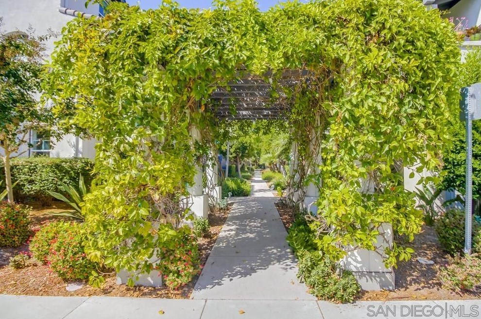 1661 Brittle Bush Dr 274, Chula Vista, CA 91915