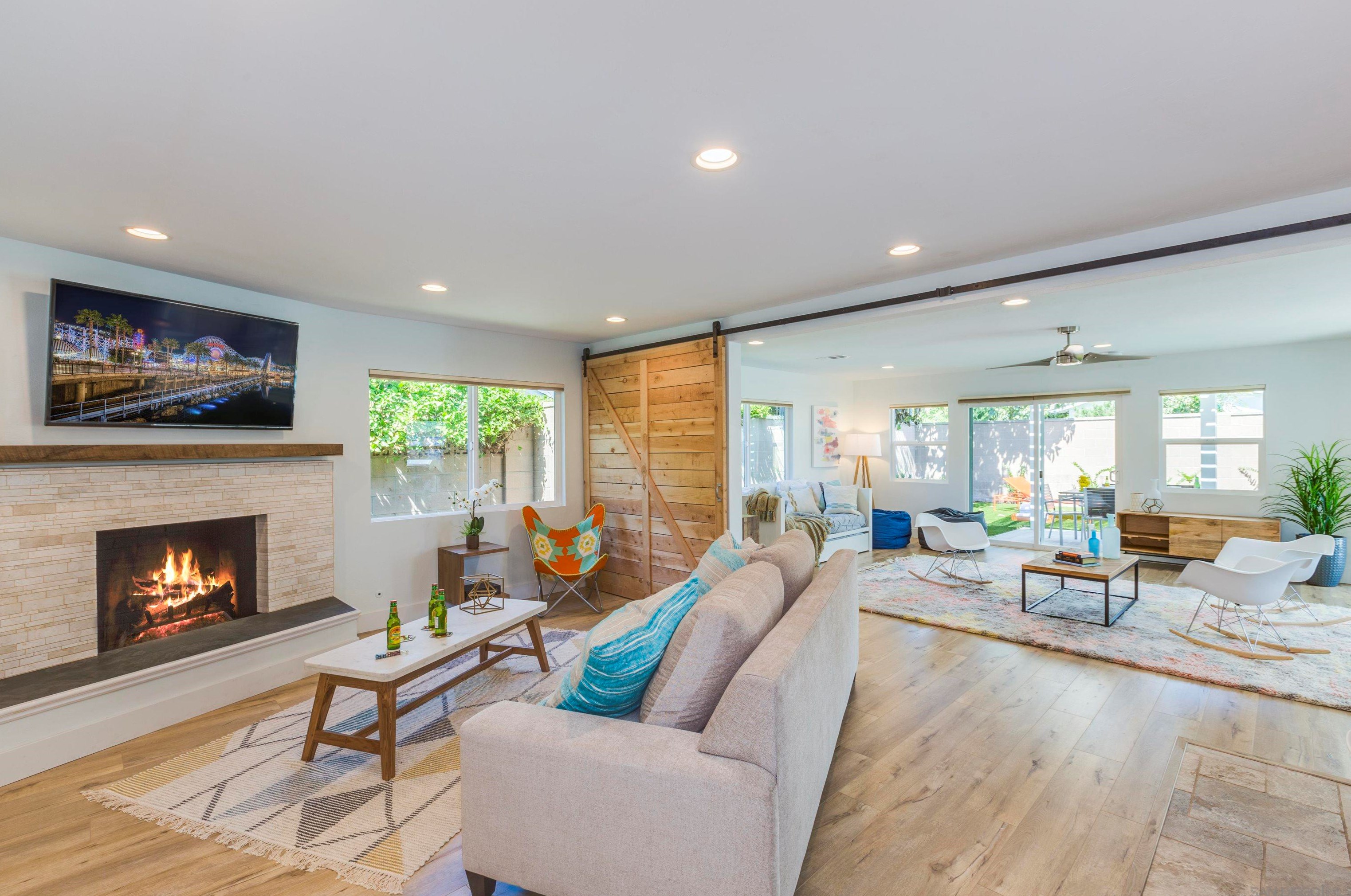 1823 W Harriet Ln, Anaheim, CA 92804