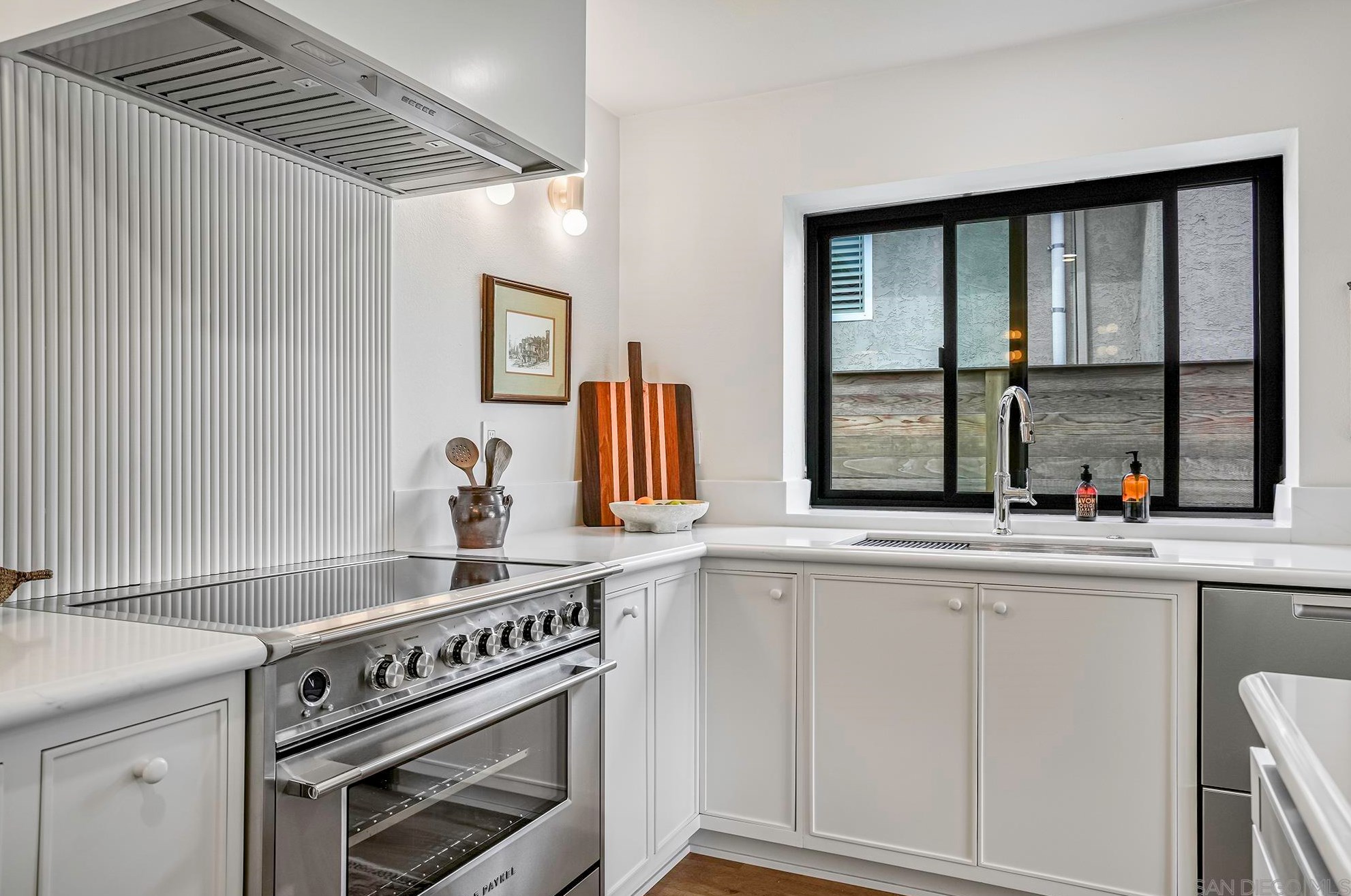 1776 Avenida La Posta, Encinitas CA  92024-5668 exterior