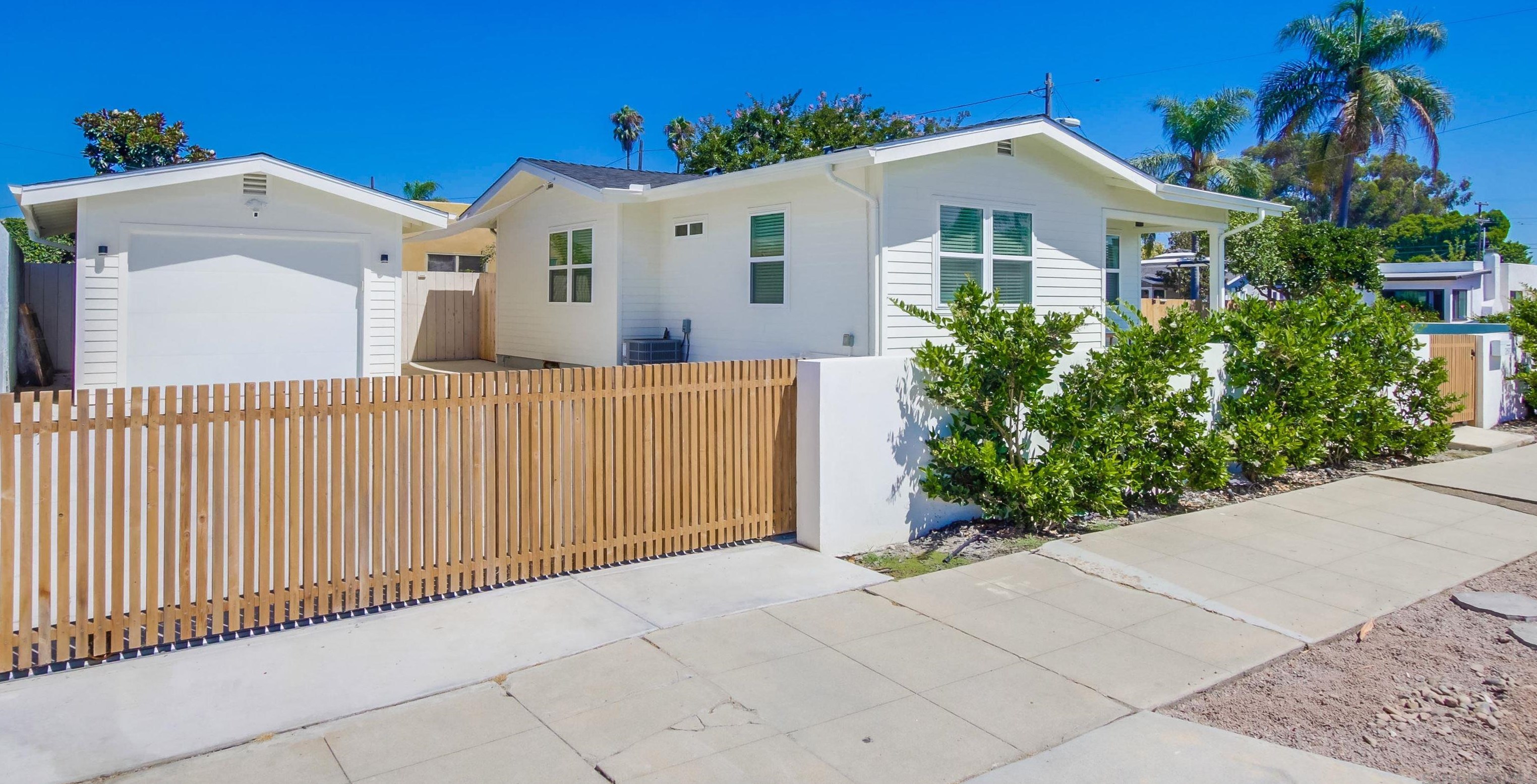 2892 Collier Ave, San Diego, CA 92116-1411