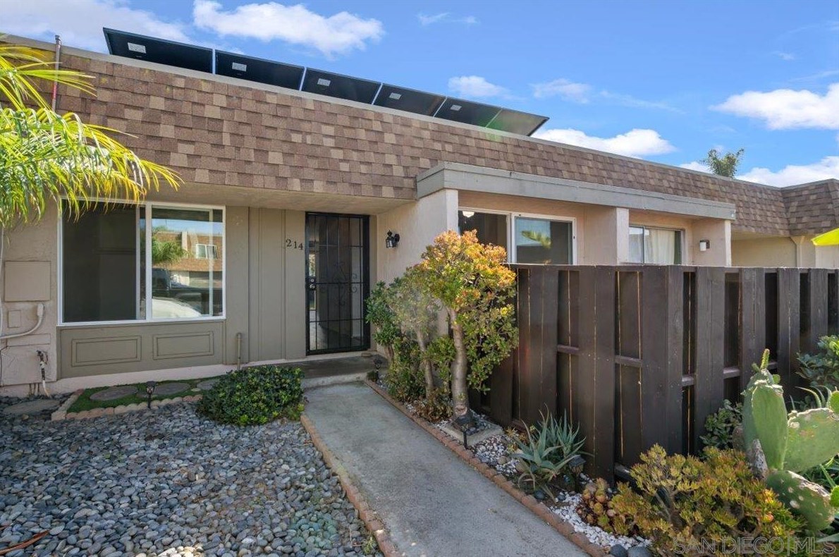 214 Holiday Way, Oceanside, CA 92057