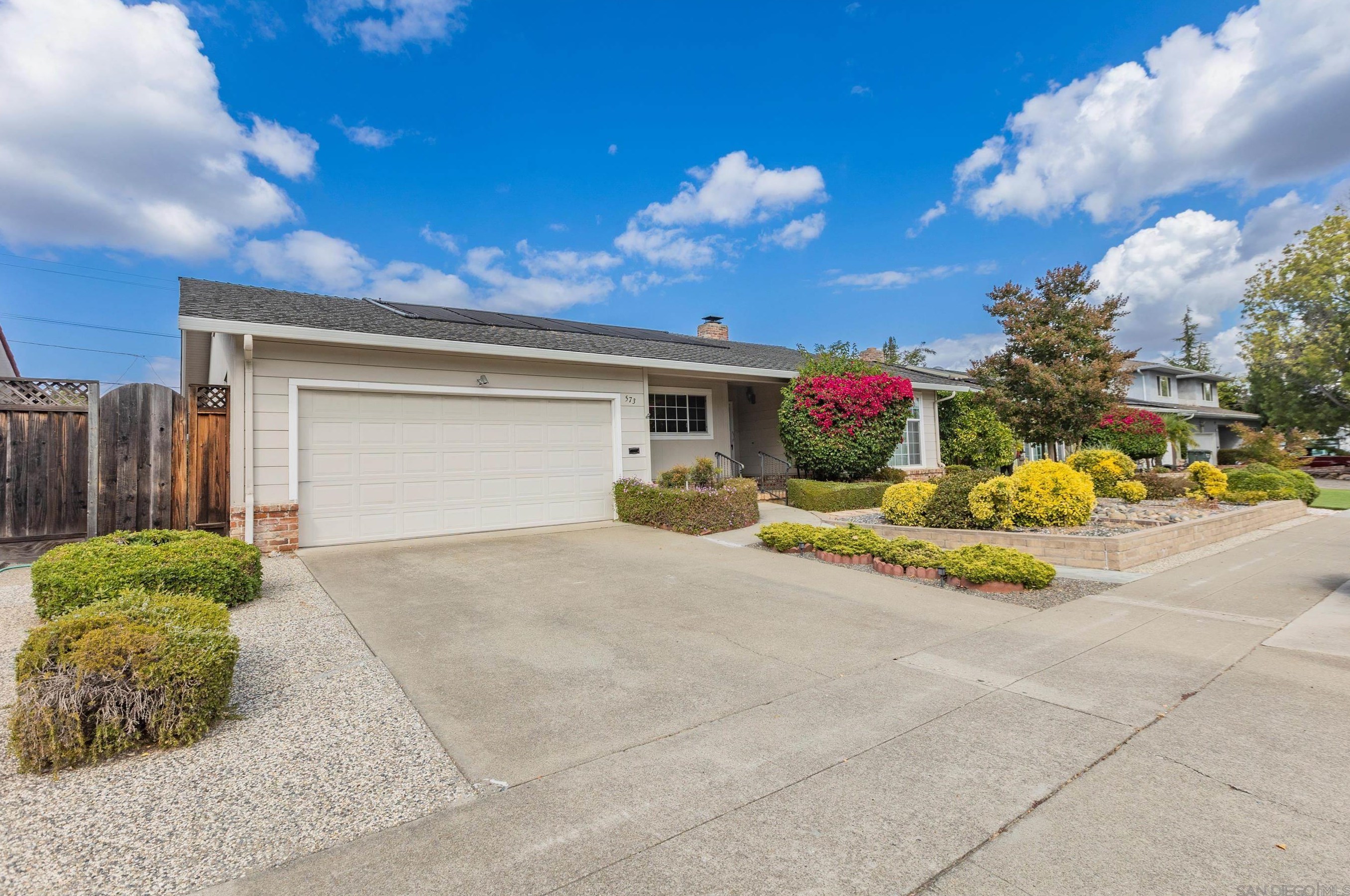 573 Connemara Way, Sunnyvale, CA 94087-3321