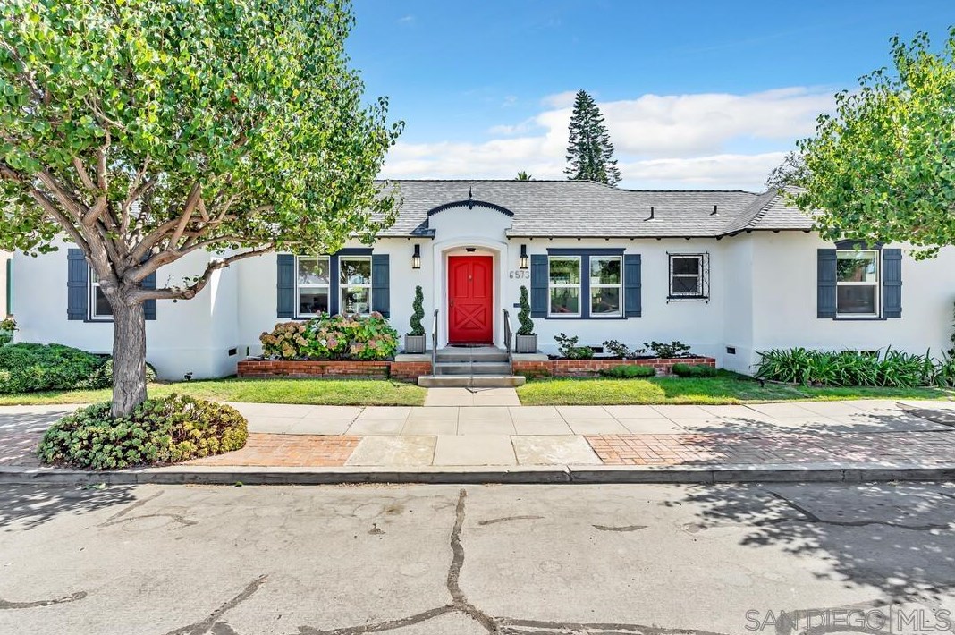 6573 Serrano Pl, San Diego, CA 92115