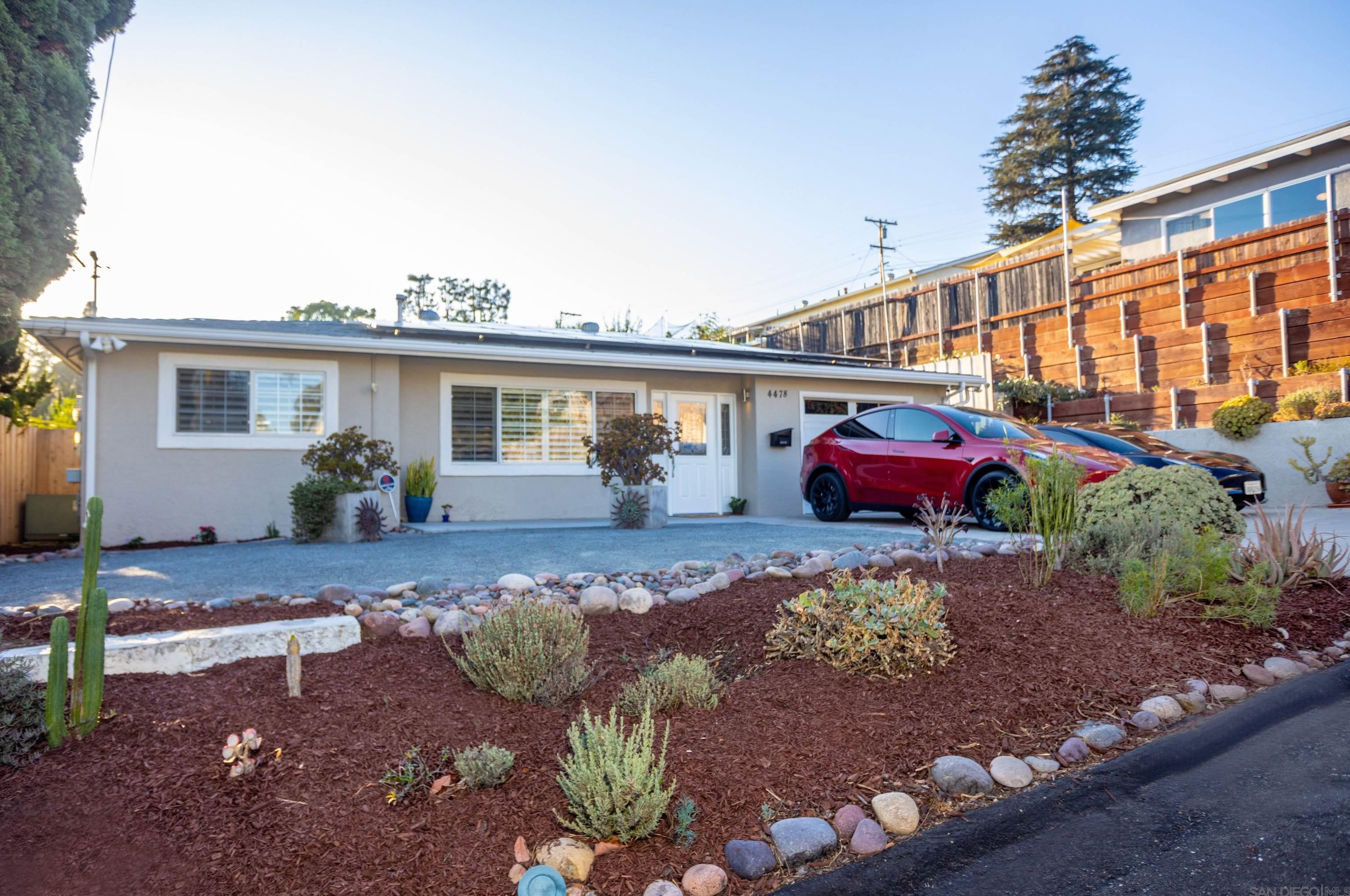 4478 68th St, La Mesa, CA 91942-5837