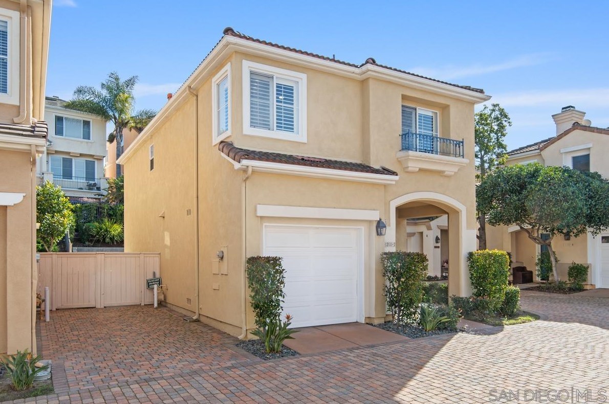 11203 Carmel Creek Rd, San Diego, CA 92130-2630