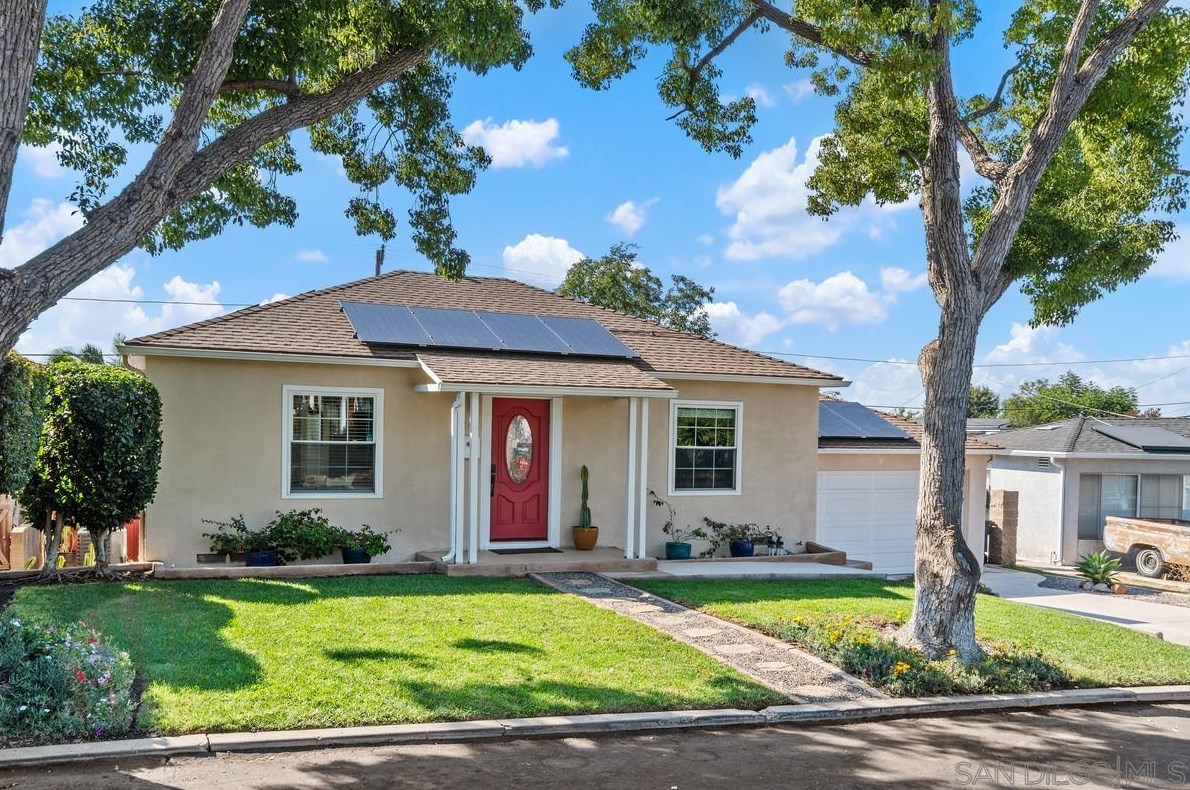 4144 Blackton Dr, La Mesa, CA 91941-7509